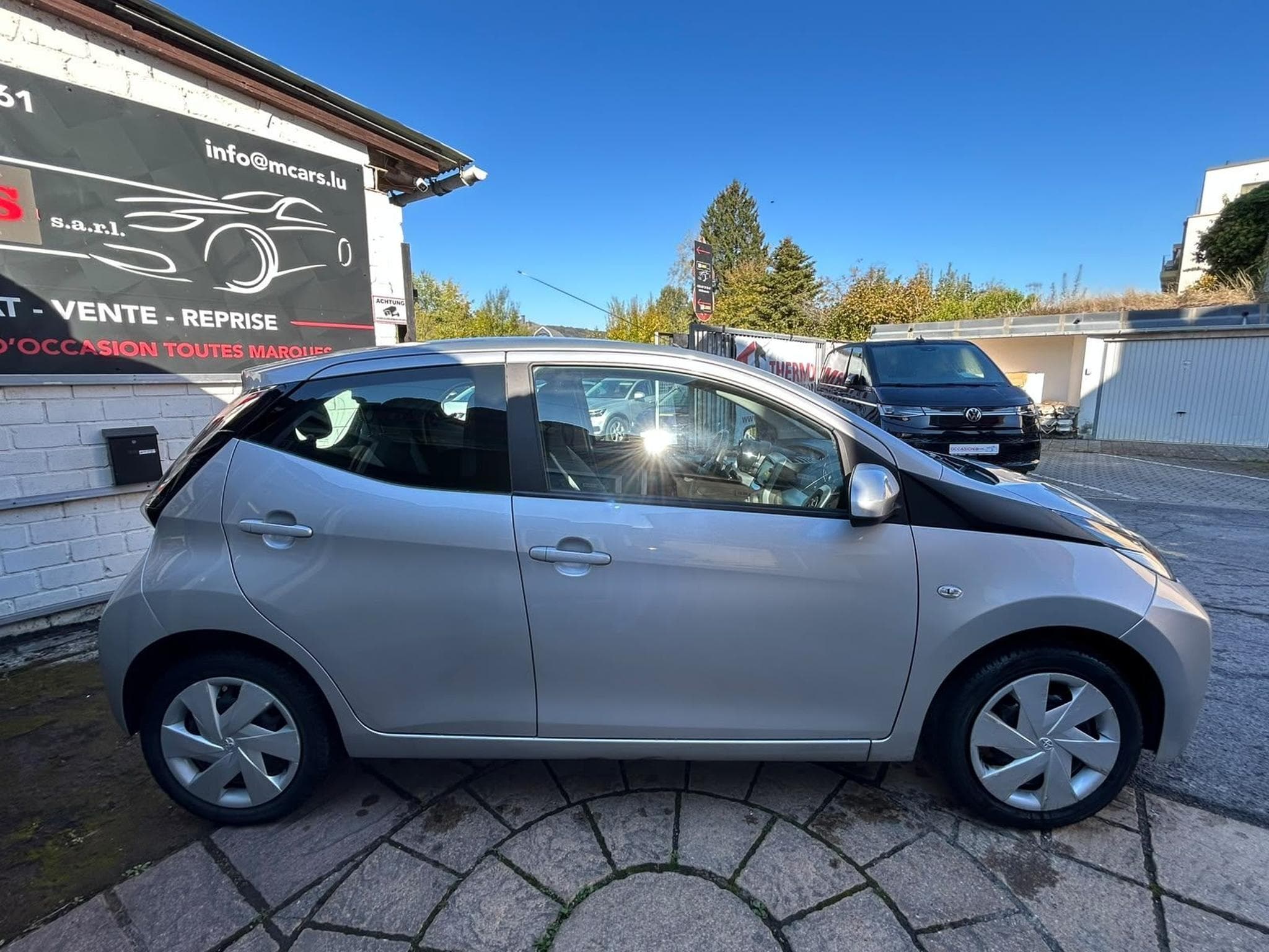 Toyota Aygo 1.0 Automatique 5 Portes (2016) - Foto 8