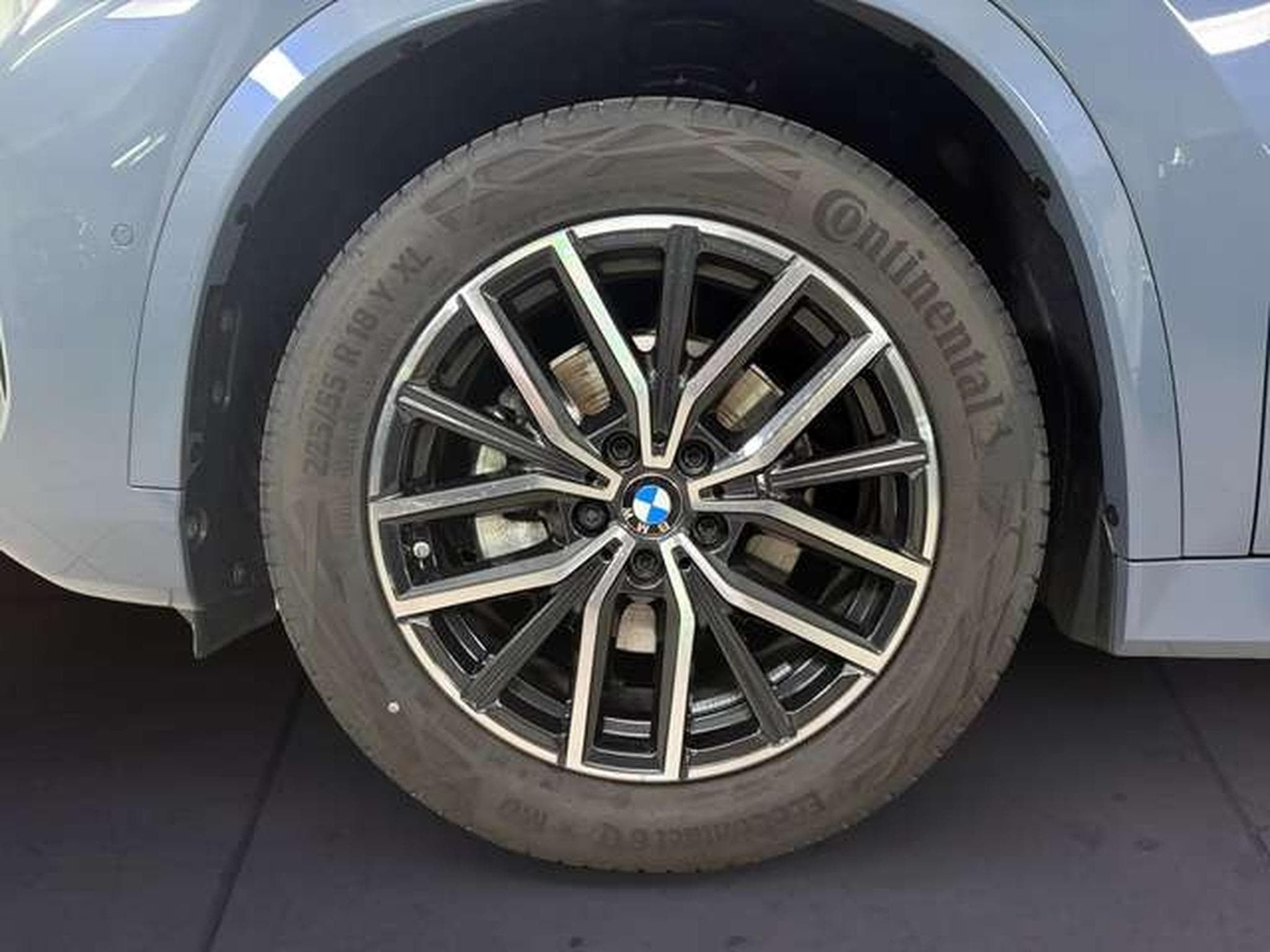 BMW X1 sDrive20d HK HiFi DAB LED Shz (2025) - Foto 7