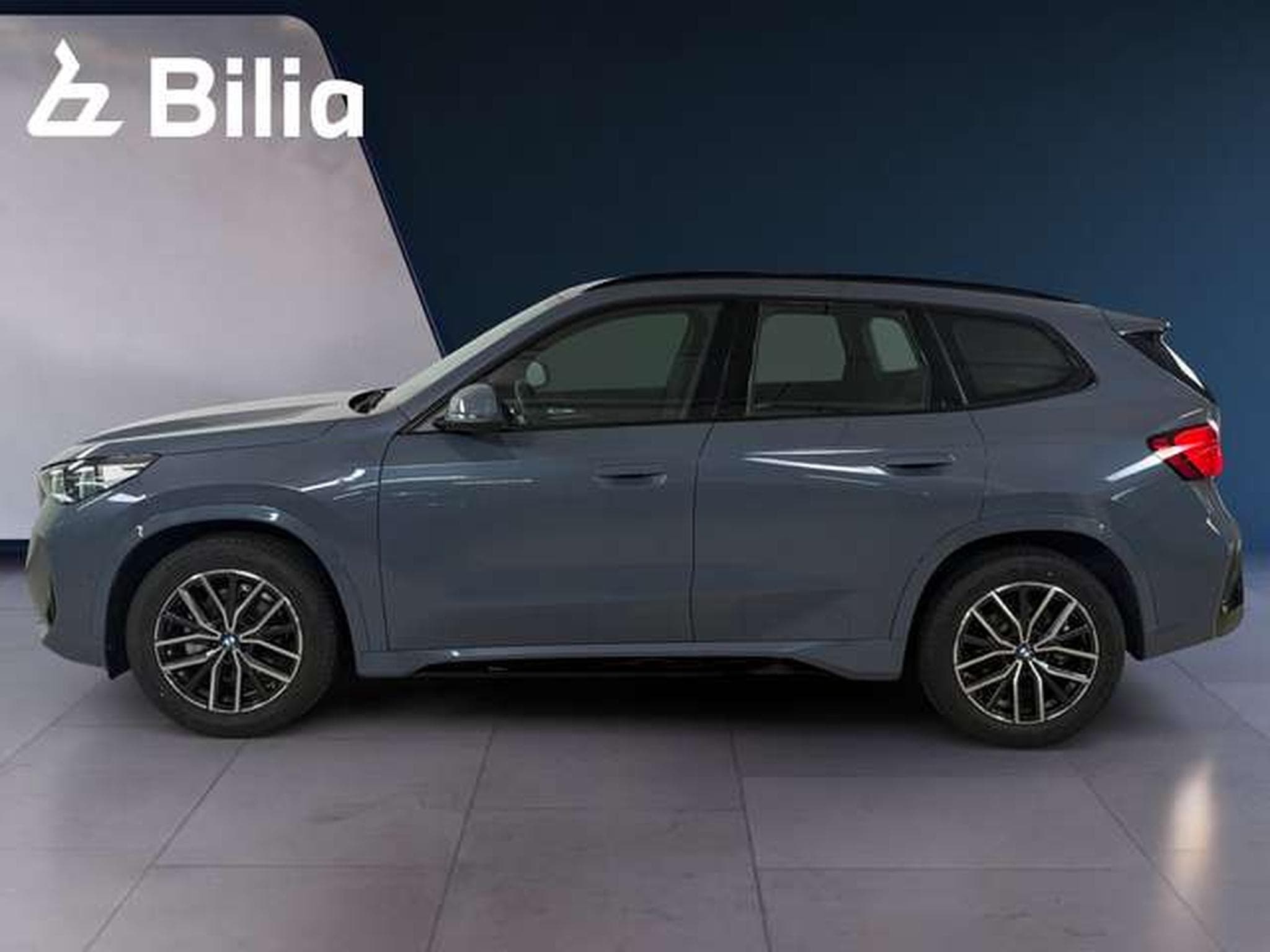 BMW X1 sDrive20d HK HiFi DAB LED Shz (2025) - Foto 12