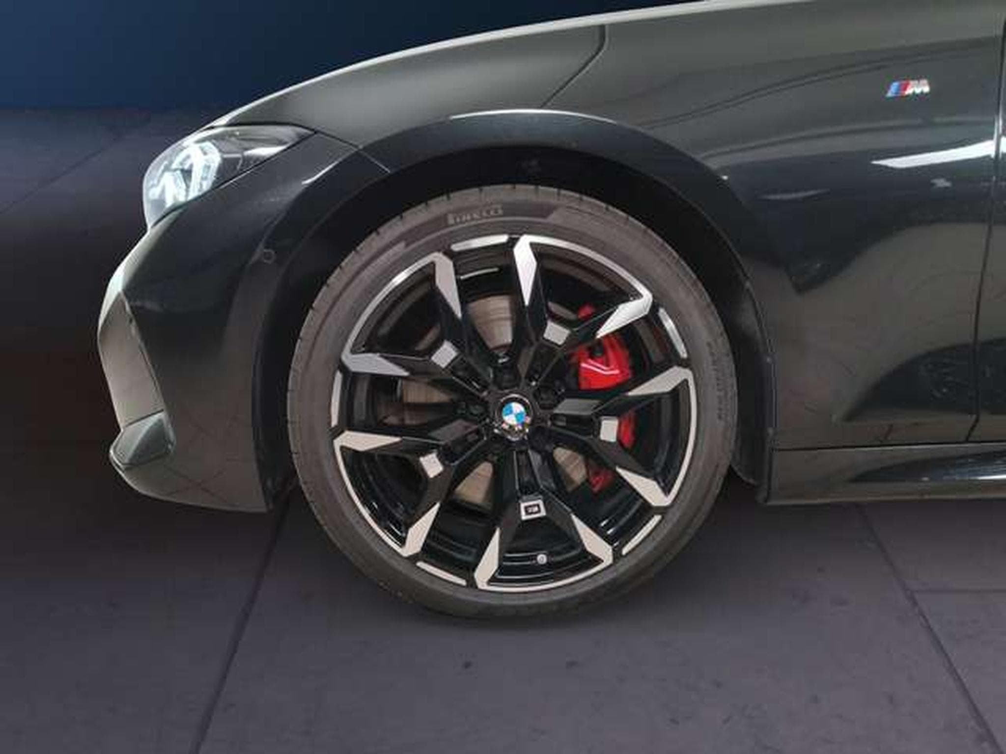 BMW 320 i xDrive HiFi DAB LED RFK Shz (2026) - Foto 6