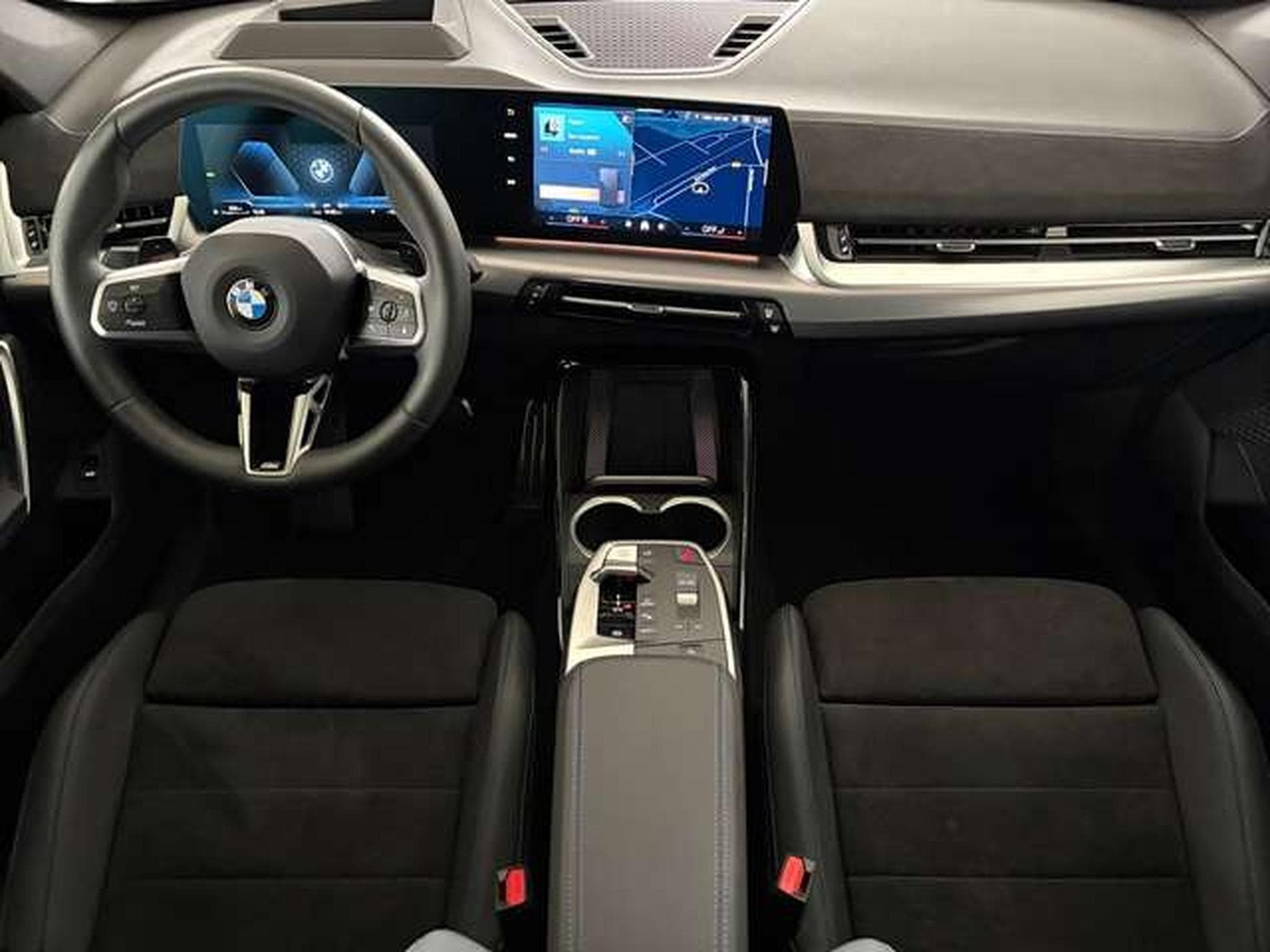 BMW X1 xDrive20d Head-Up HK HiFi DAB (2026) - Foto 6
