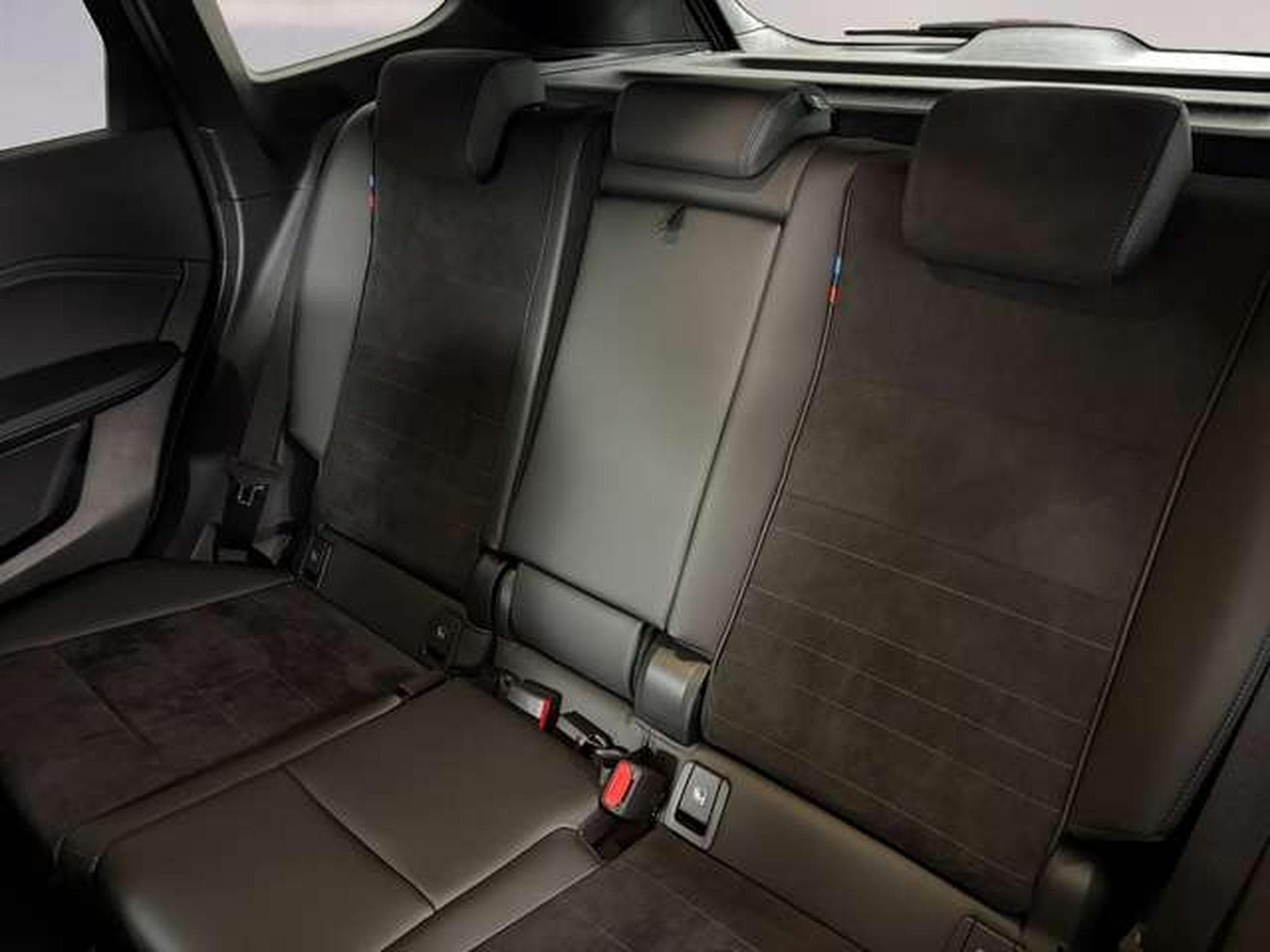 BMW X1 xDrive20d Head-Up HK HiFi DAB (2026) - Foto 9