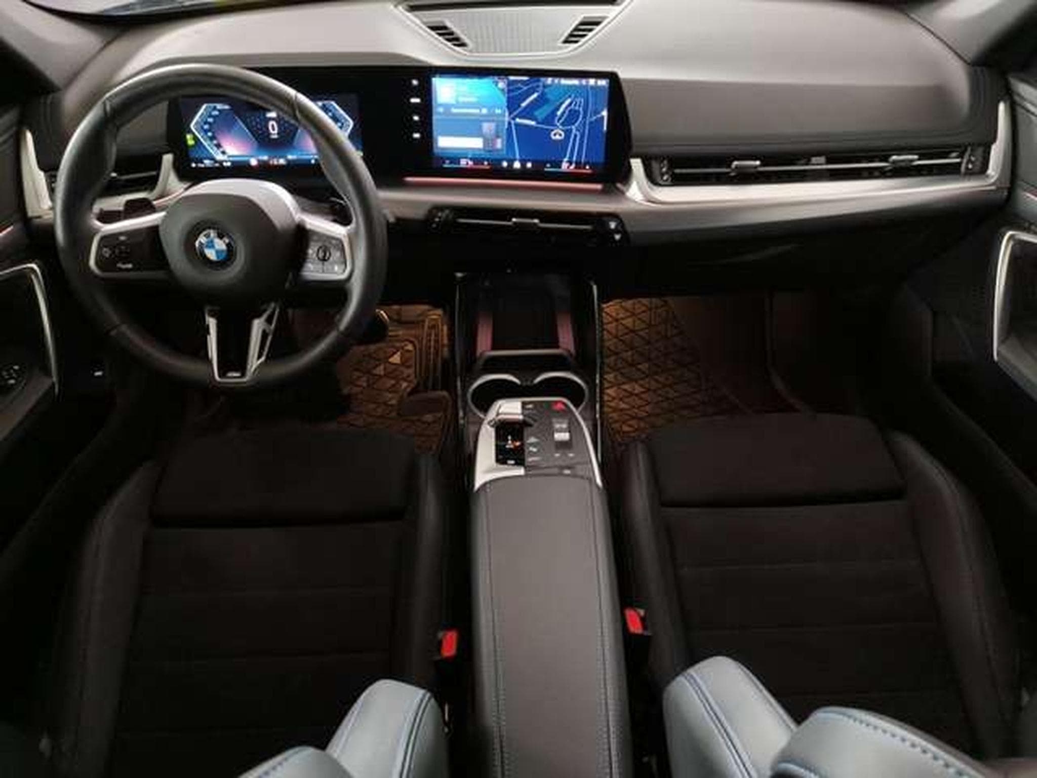 BMW X1 xDrive23d DAB LED (2025) - Foto 5
