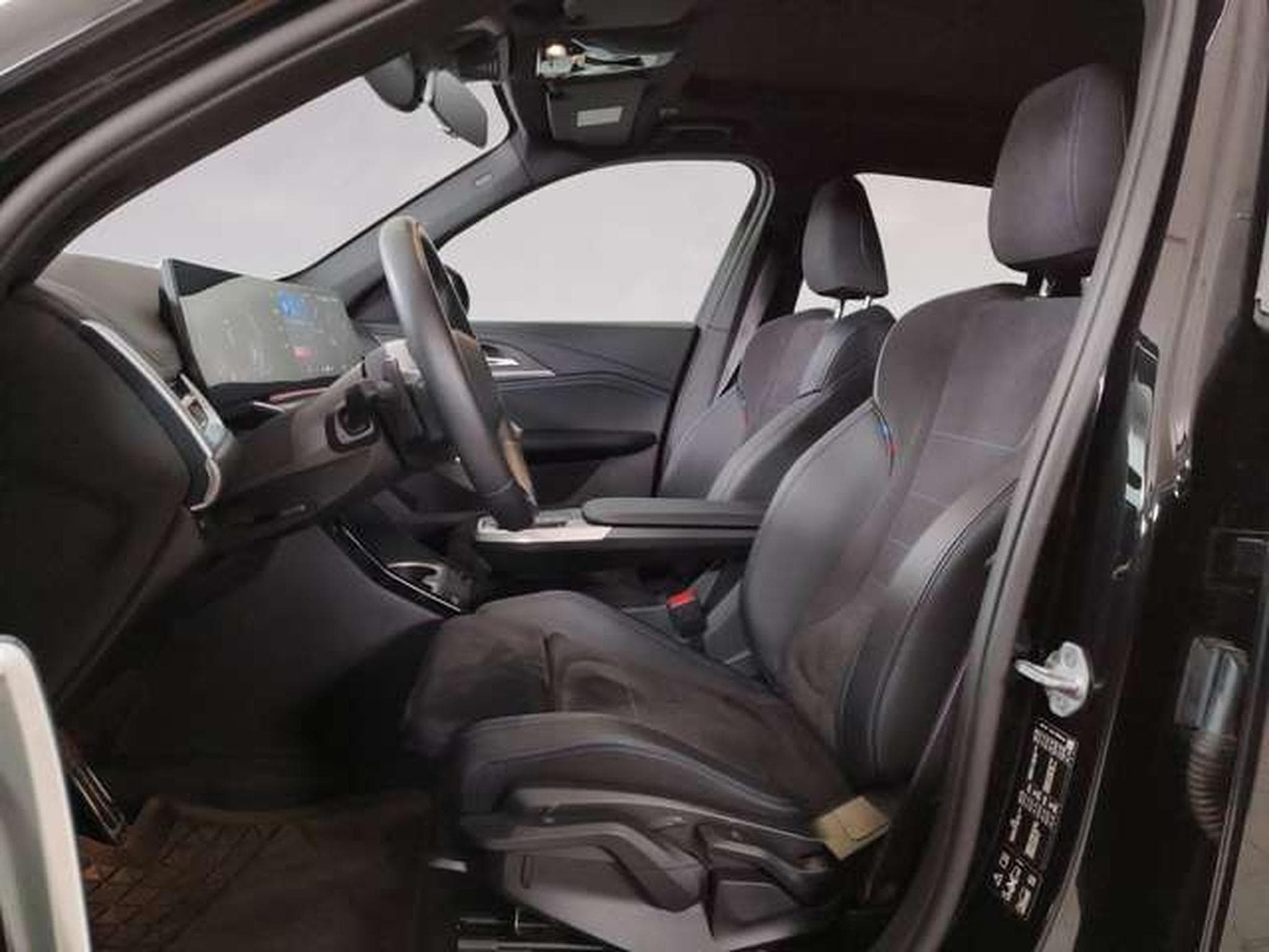 BMW X1 xDrive23d DAB LED (2025) - Foto 7