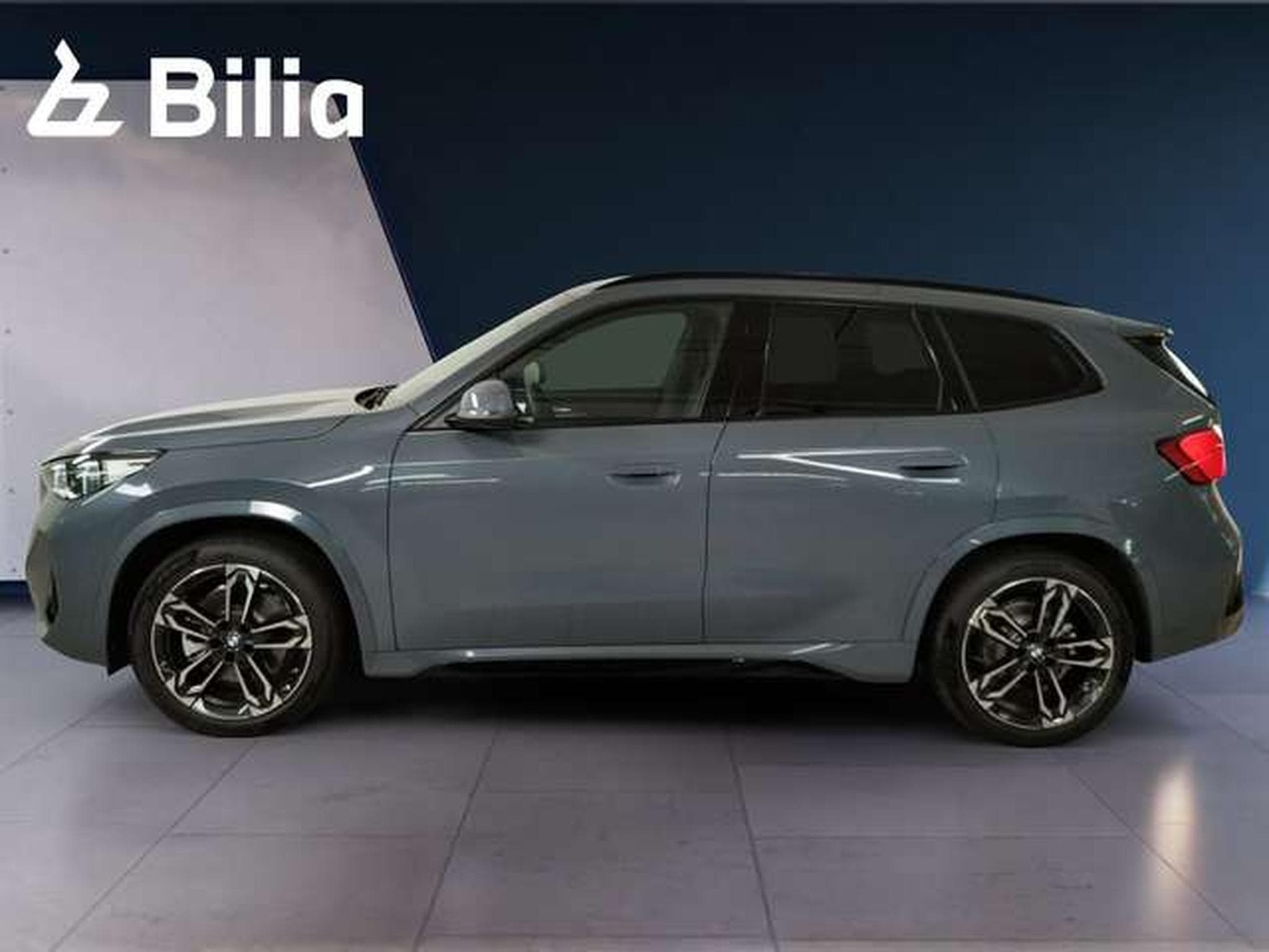 BMW iX1 xDrive30 Head-Up HK HiFi DAB (2026) - Foto 10