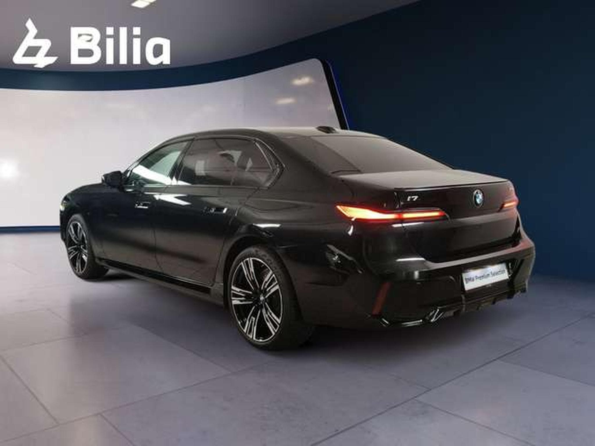 BMW i7 xDrive60 M Sportpaket DAB Aktivlenkung RFK (2026) - Foto 4