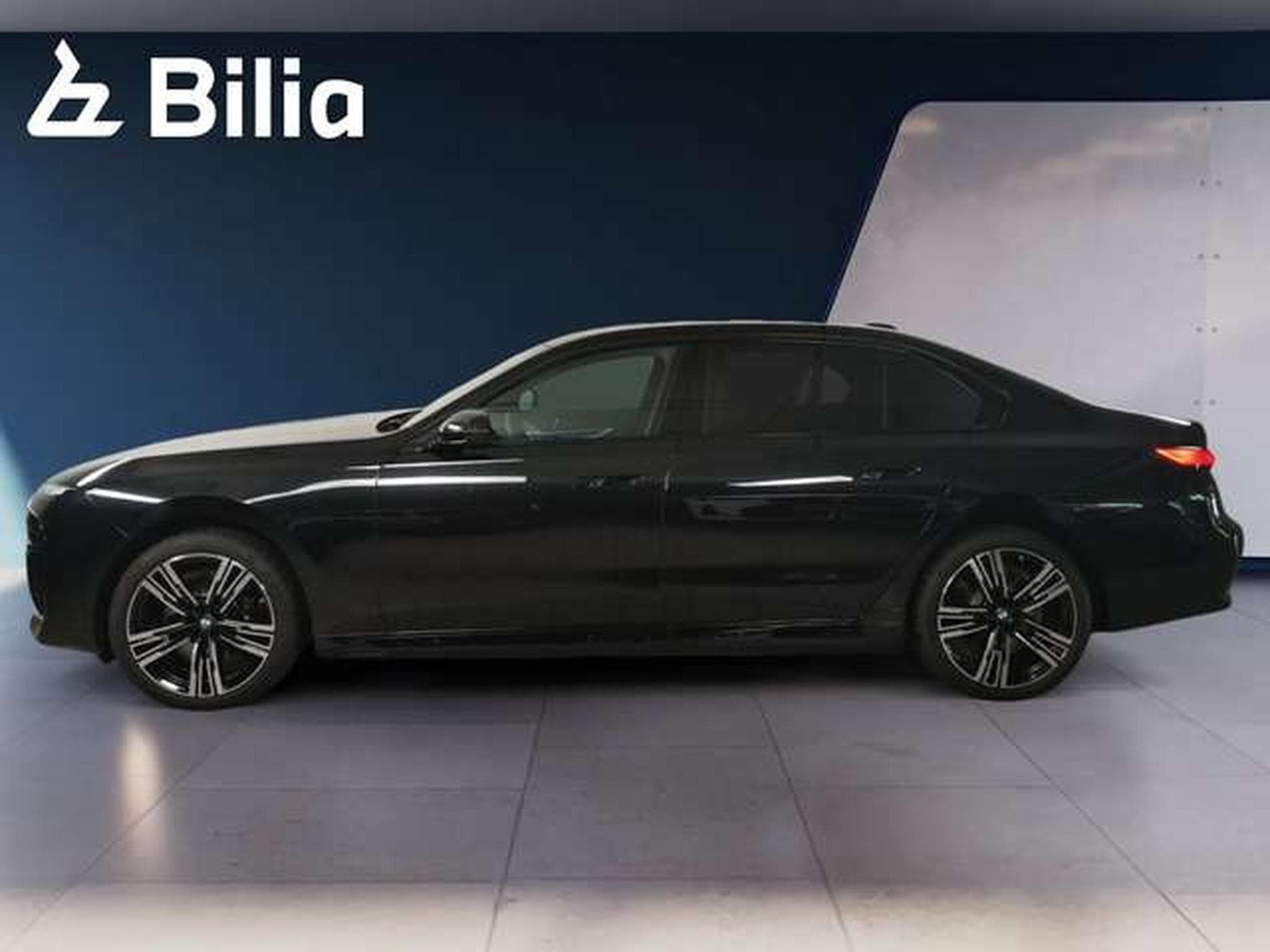 BMW i7 xDrive60 M Sportpaket DAB Aktivlenkung RFK (2026) - Foto 11