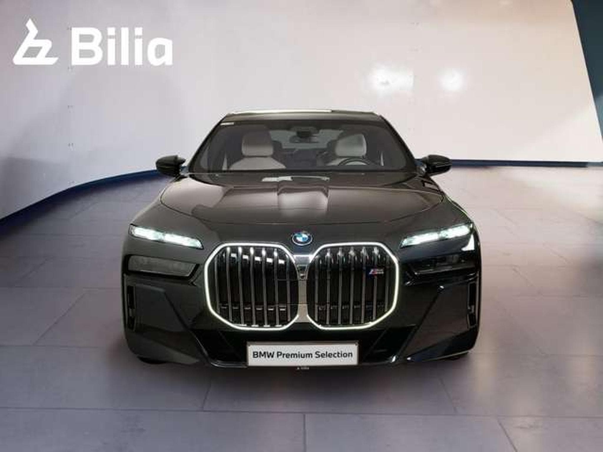 BMW 760 M760e xDrive (2025) - Foto 2