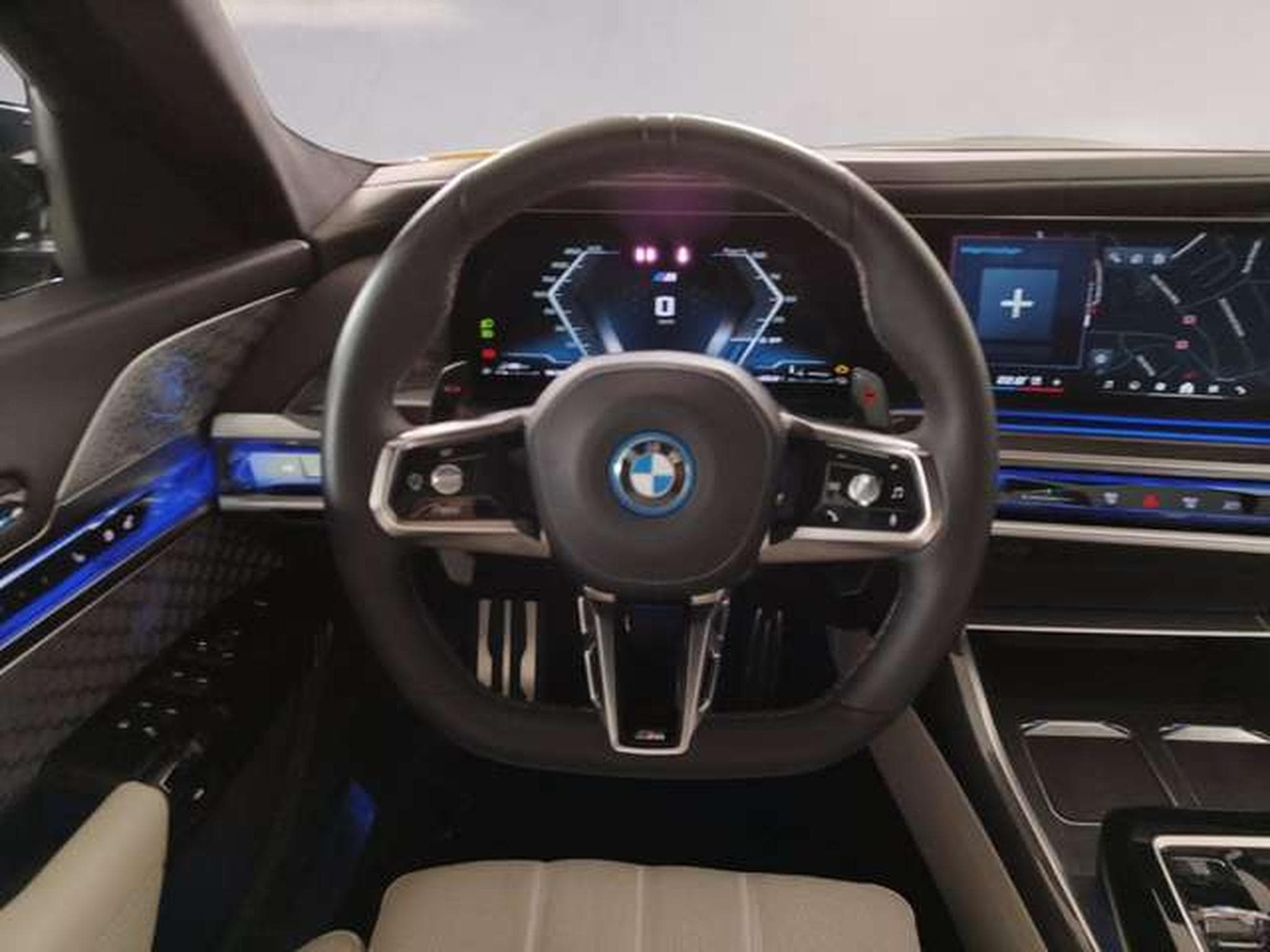 BMW 760 M760e xDrive (2025) - Foto 10
