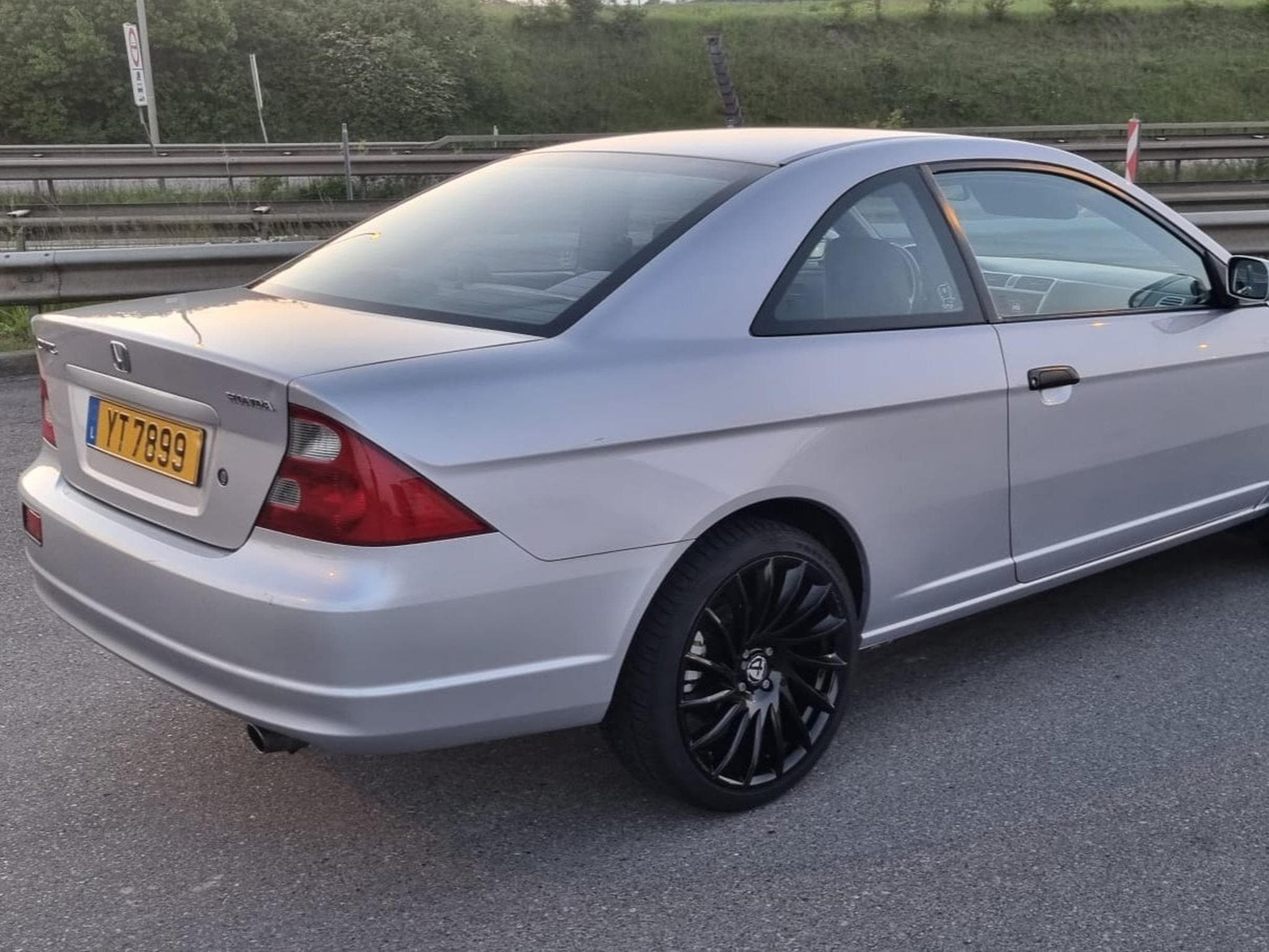 Honda Civic 1.7 LS (2001) - Photo 2