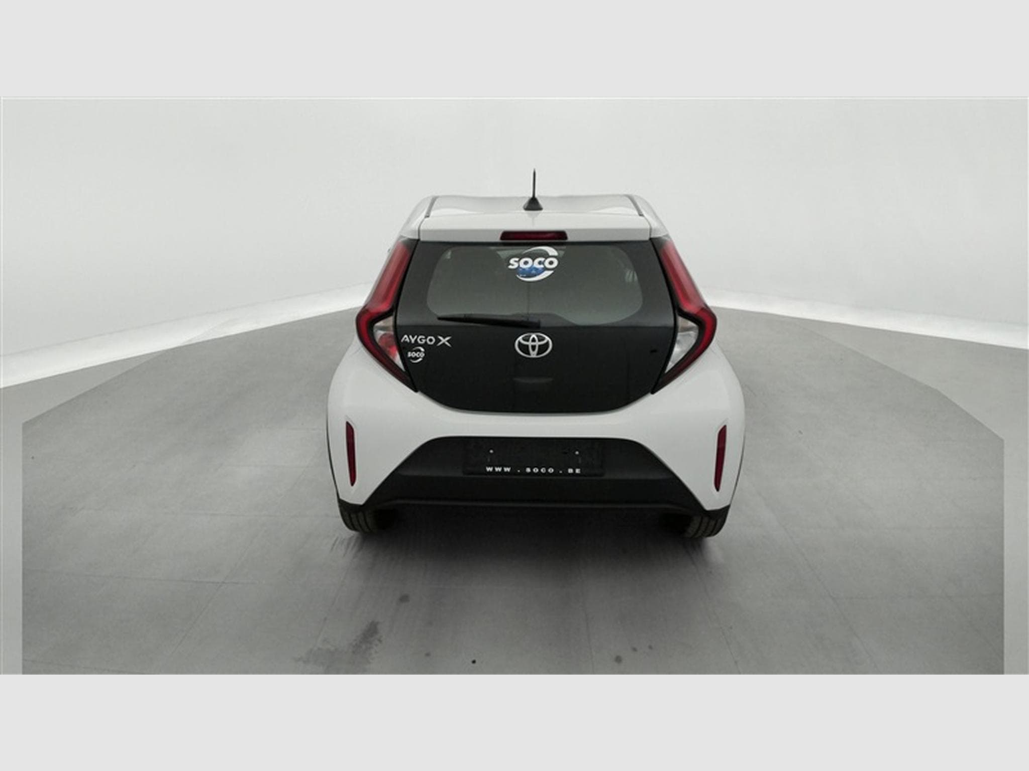 Toyota Aygo 1.0 VVT-i 72 Business CARPLAY / CAMERA (2026) - Photo 5