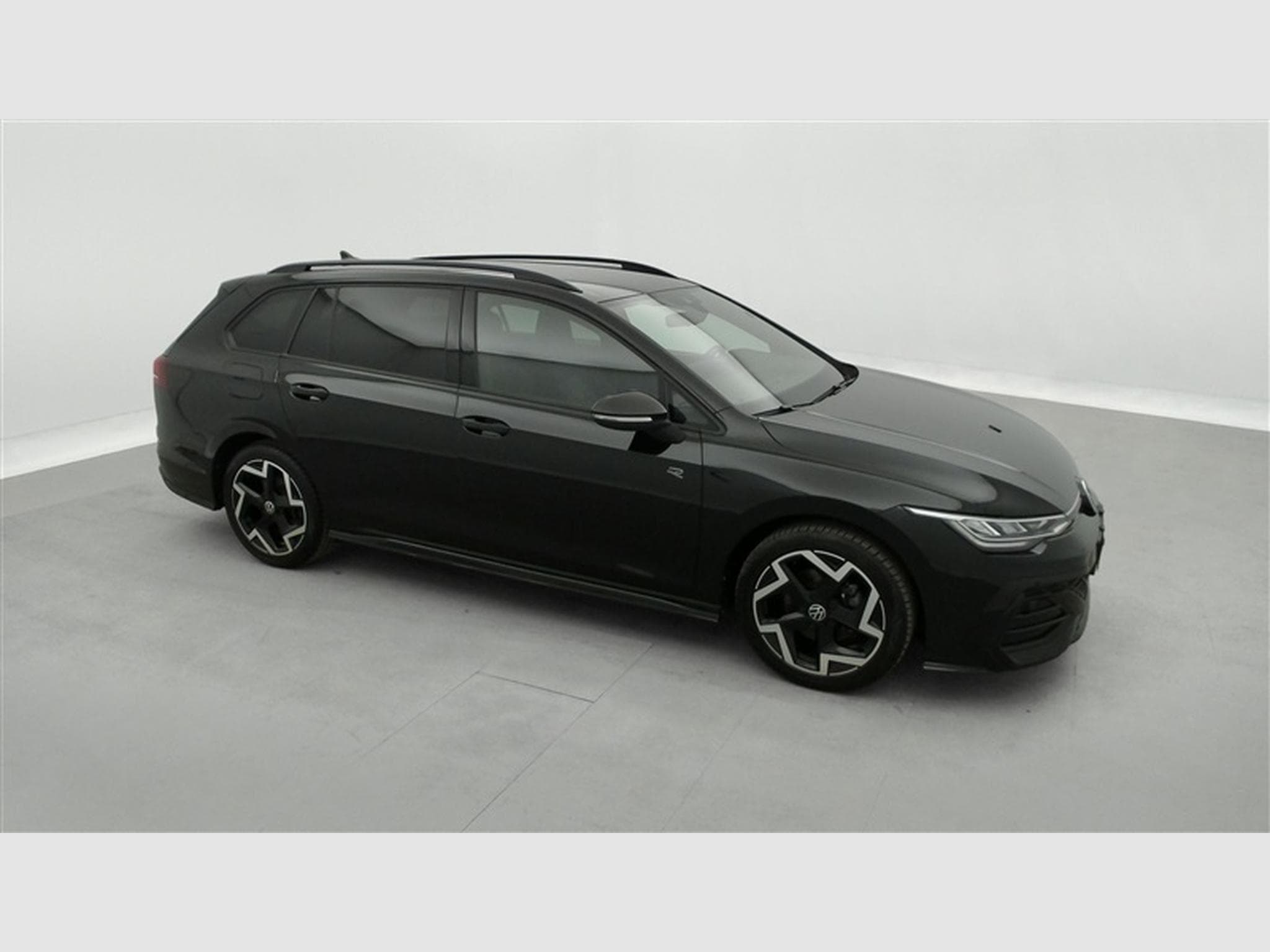 VW Golf 1.5 eTSI 150cv R-Line CARPLAY / FULL LED / CAMERA / JA 17" (2025) - Photo 23