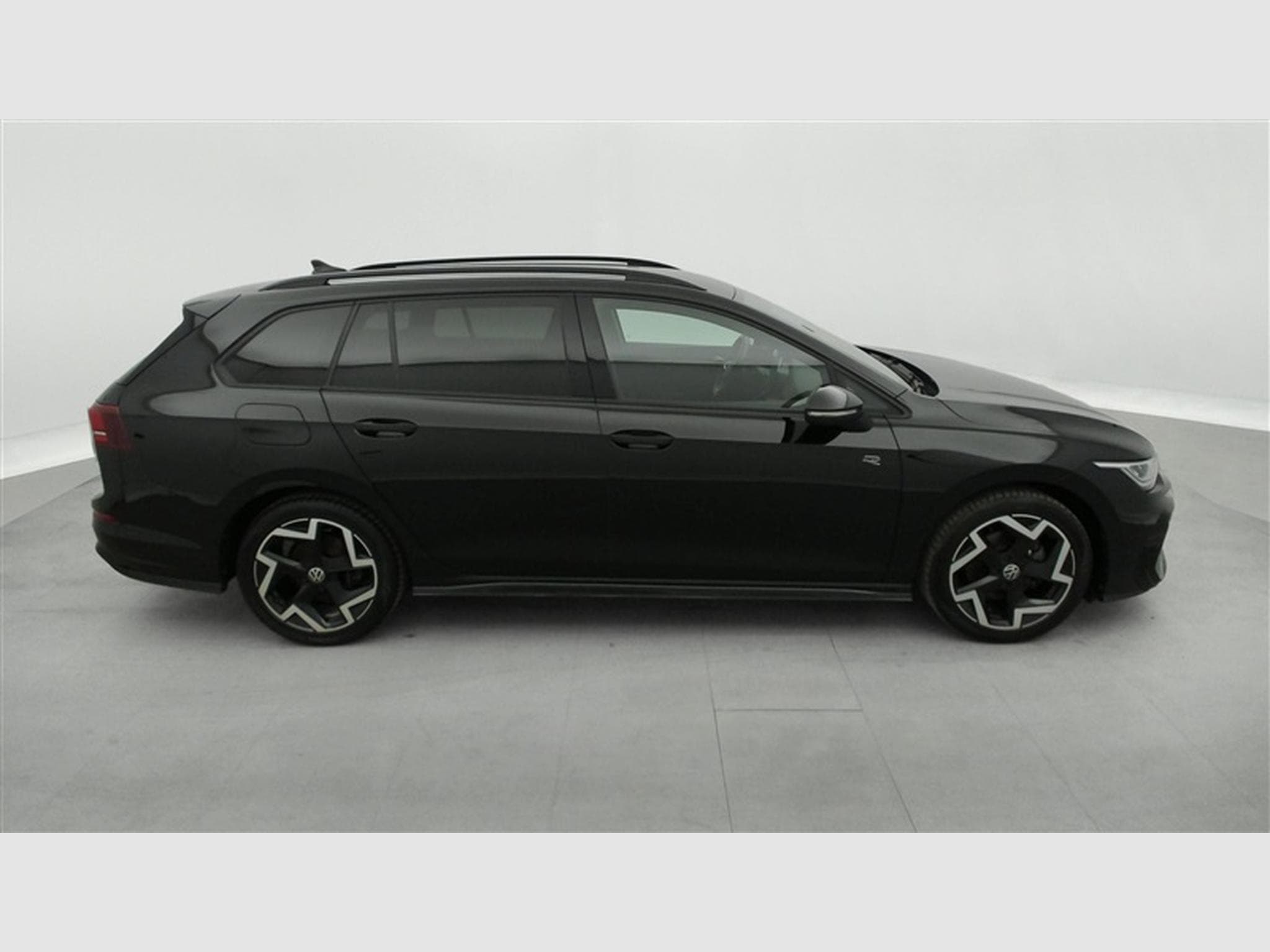 VW Golf 1.5 eTSI 150cv R-Line CARPLAY / FULL LED / CAMERA / JA 17" (2025) - Photo 24