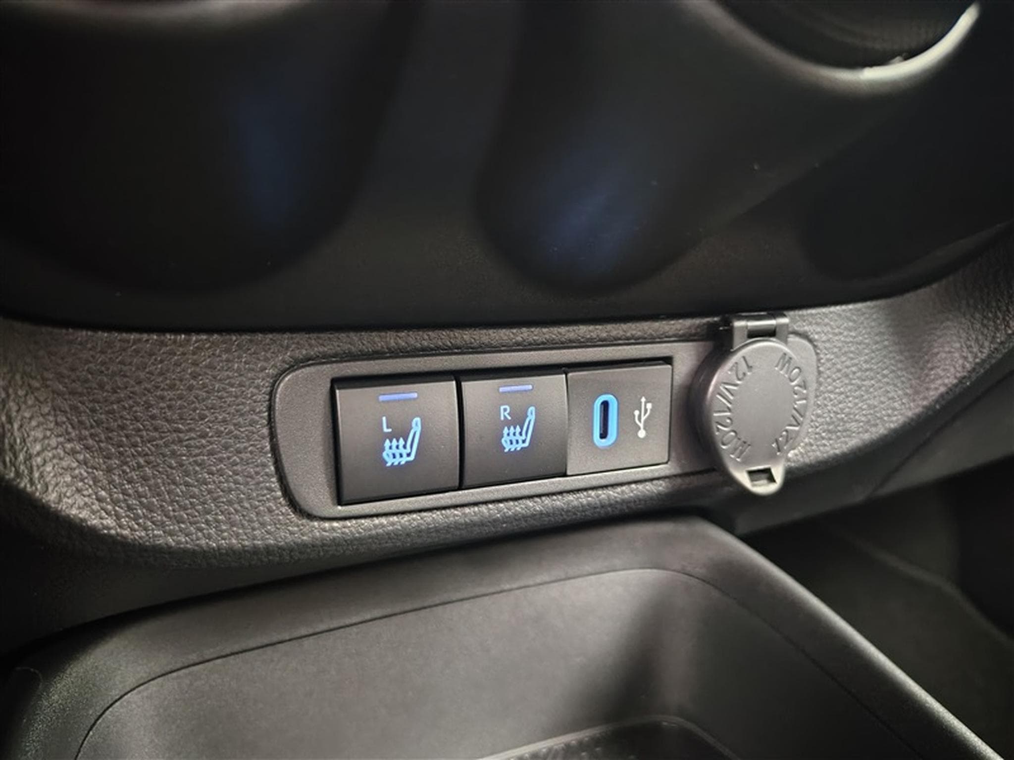 Toyota Aygo 1.0 VVT-i 72 Business CARPLAY / CAMERA (2026) - Photo 20