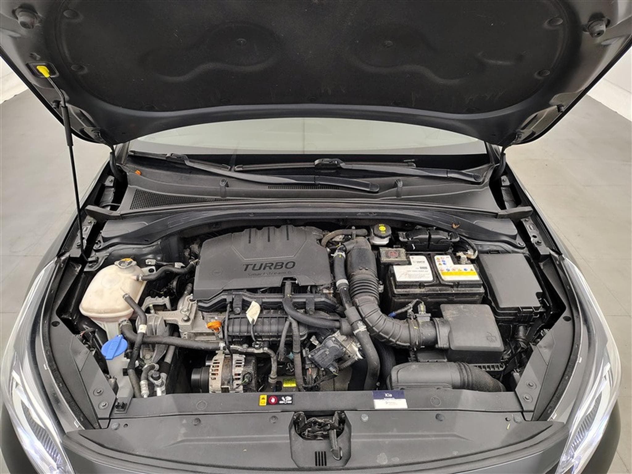 Kia XCeed 1.0 T-GDi Pulse NAVI 8" / FULL LED / CAMERA / JA 16" (2022) - Photo 19