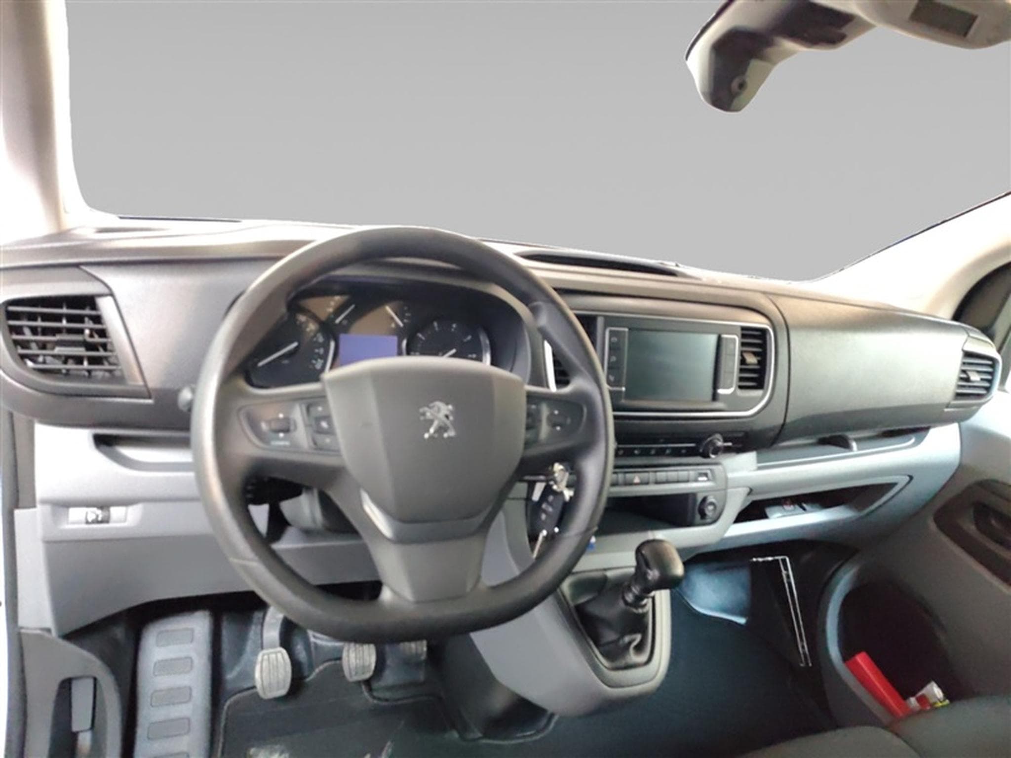 Peugeot Expert 2.0 BlueHDi L3 NAVI / CLIM / TEL (2022) - Foto 8