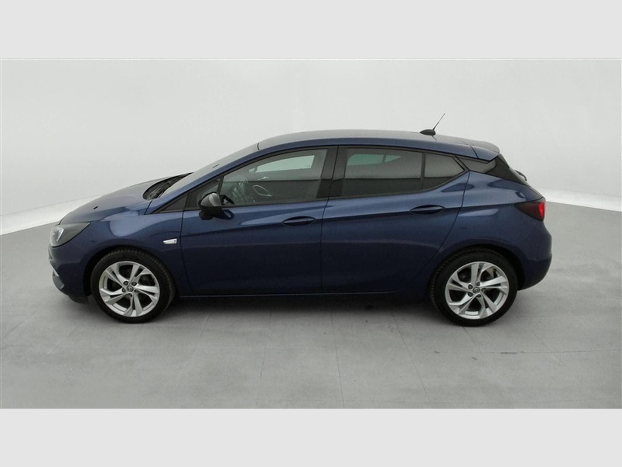 Opel Astra 1.2 Turbo GS LINE NAVI / CLIM / FULL LED (2021) - Foto 2
