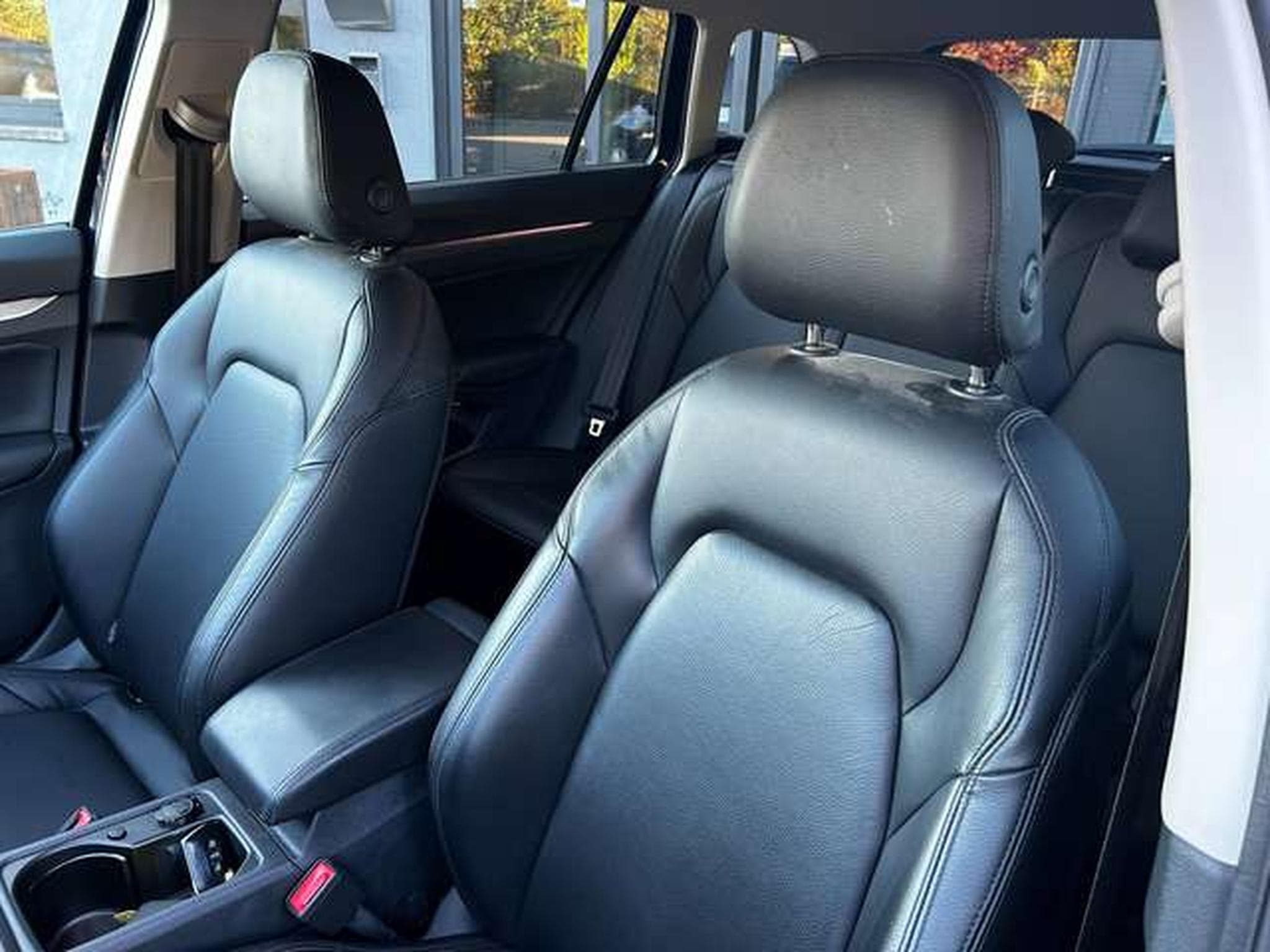 VW Golf 2.0 TDi LIFE BUSINESS PREMIUM DSG 7 (2024) - Photo 5