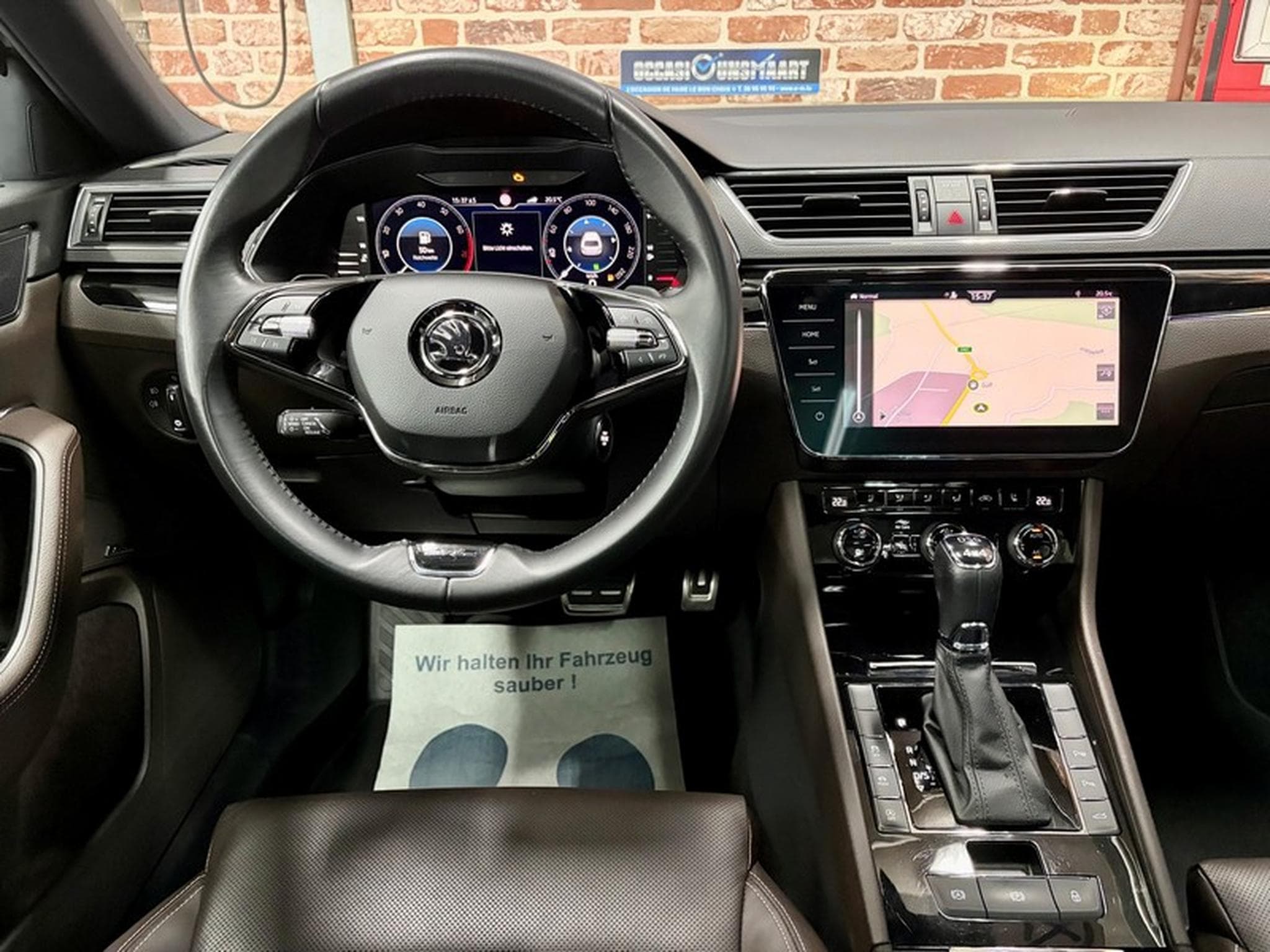 Skoda Superb Superb Combi 2.0 TSi 272cv Auto 4x4 LAURIN&KLEMENT (2020) - Photo 4