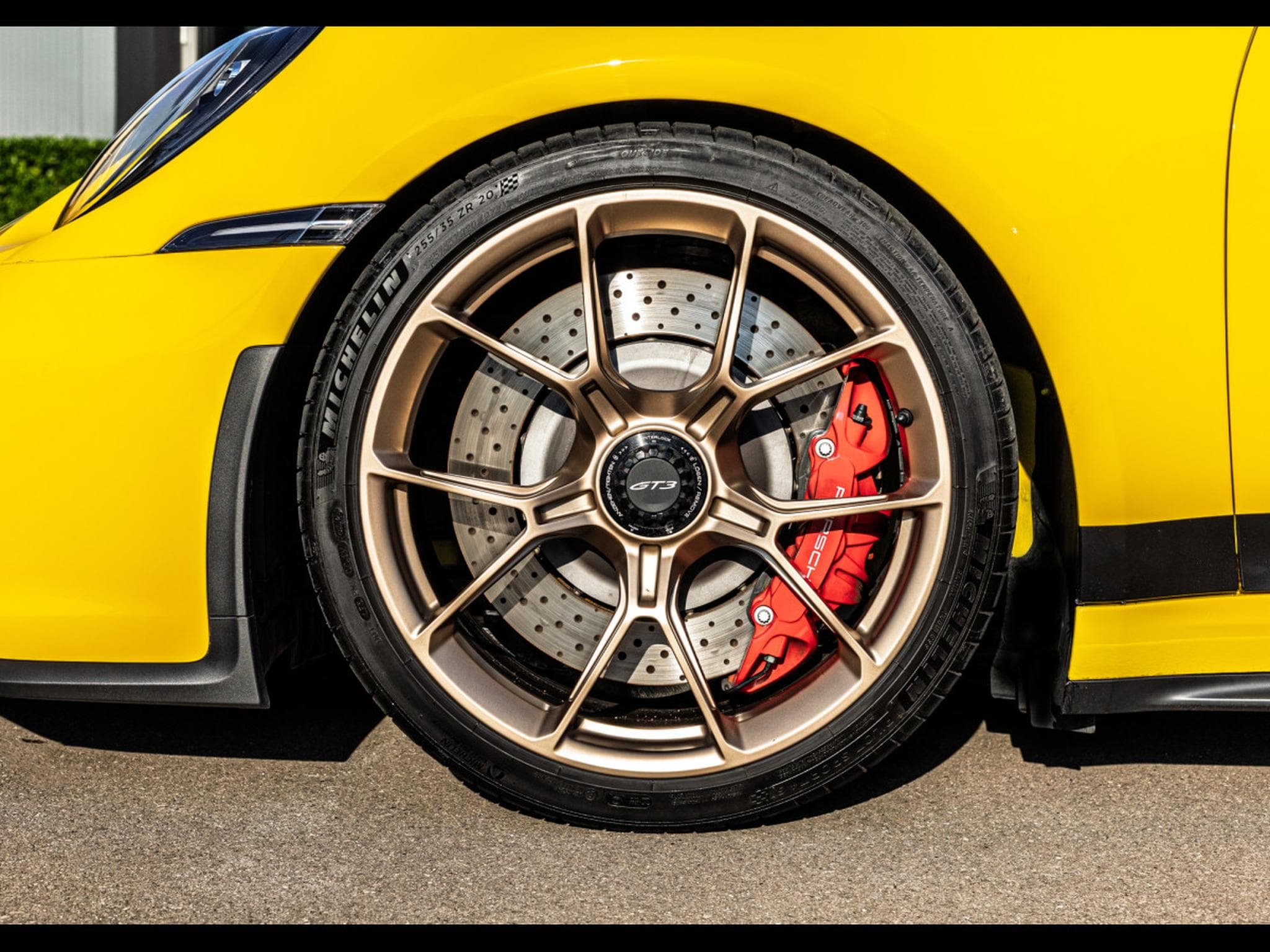 Porsche 911 (992.1) GT3 PDK - FULL PPF - RACING YELLOW (2023) - Photo 10