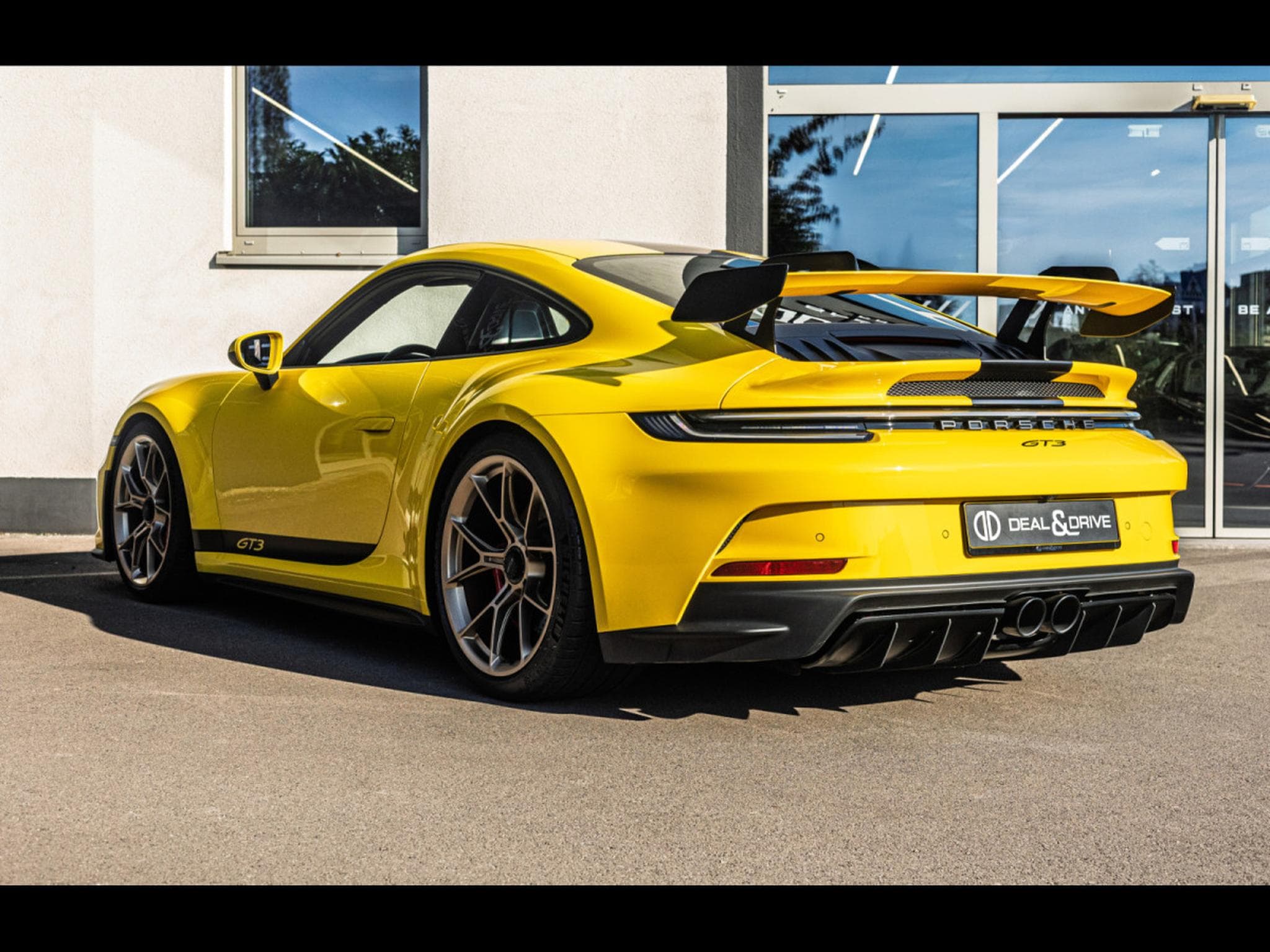 Porsche 911 .1 911 GT3 PDK - FULL PPF - RACING YELLOW (2023) - Photo 3