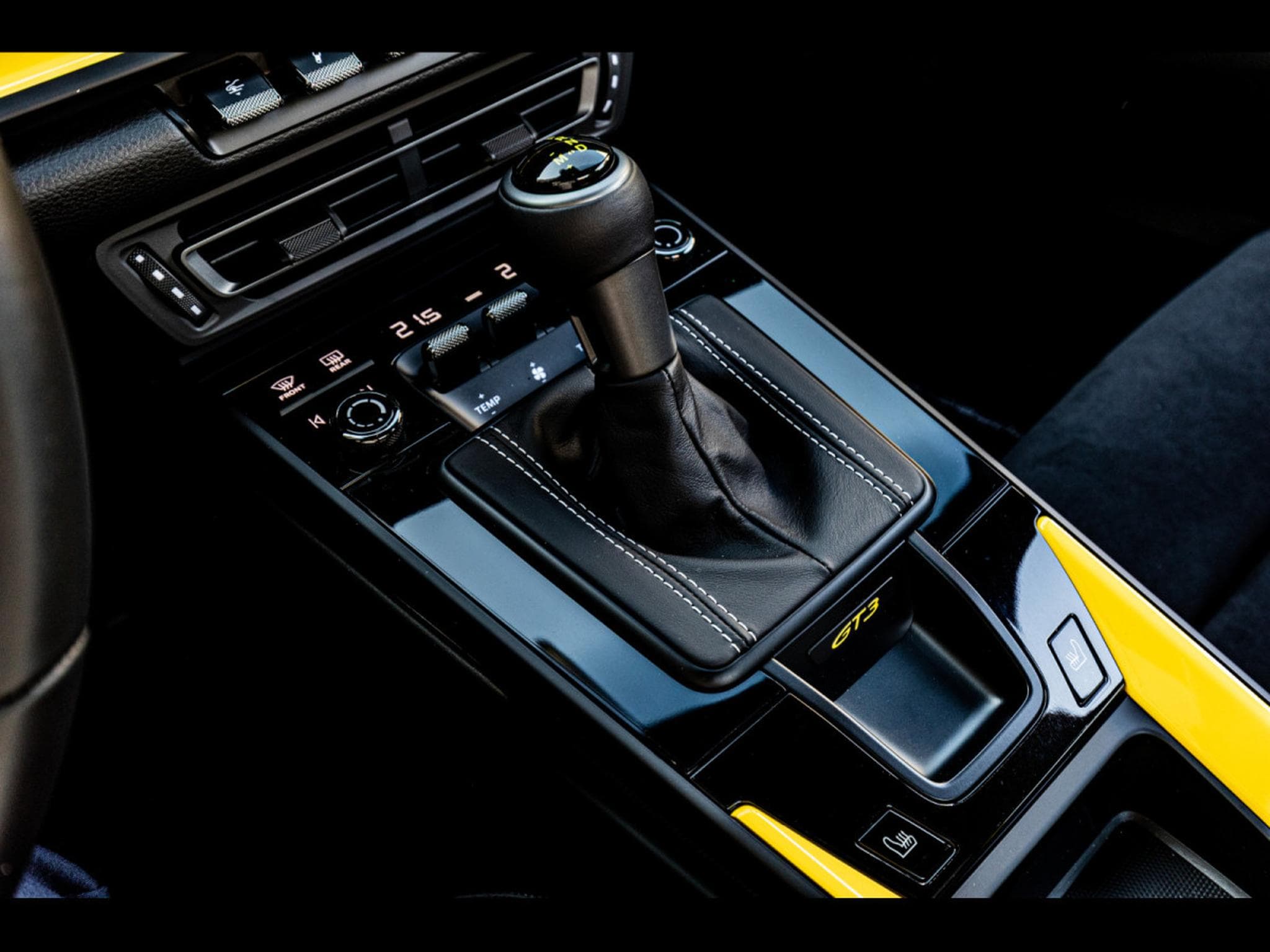 Porsche 911 .1 911 GT3 PDK - FULL PPF - RACING YELLOW (2023) - Photo 22