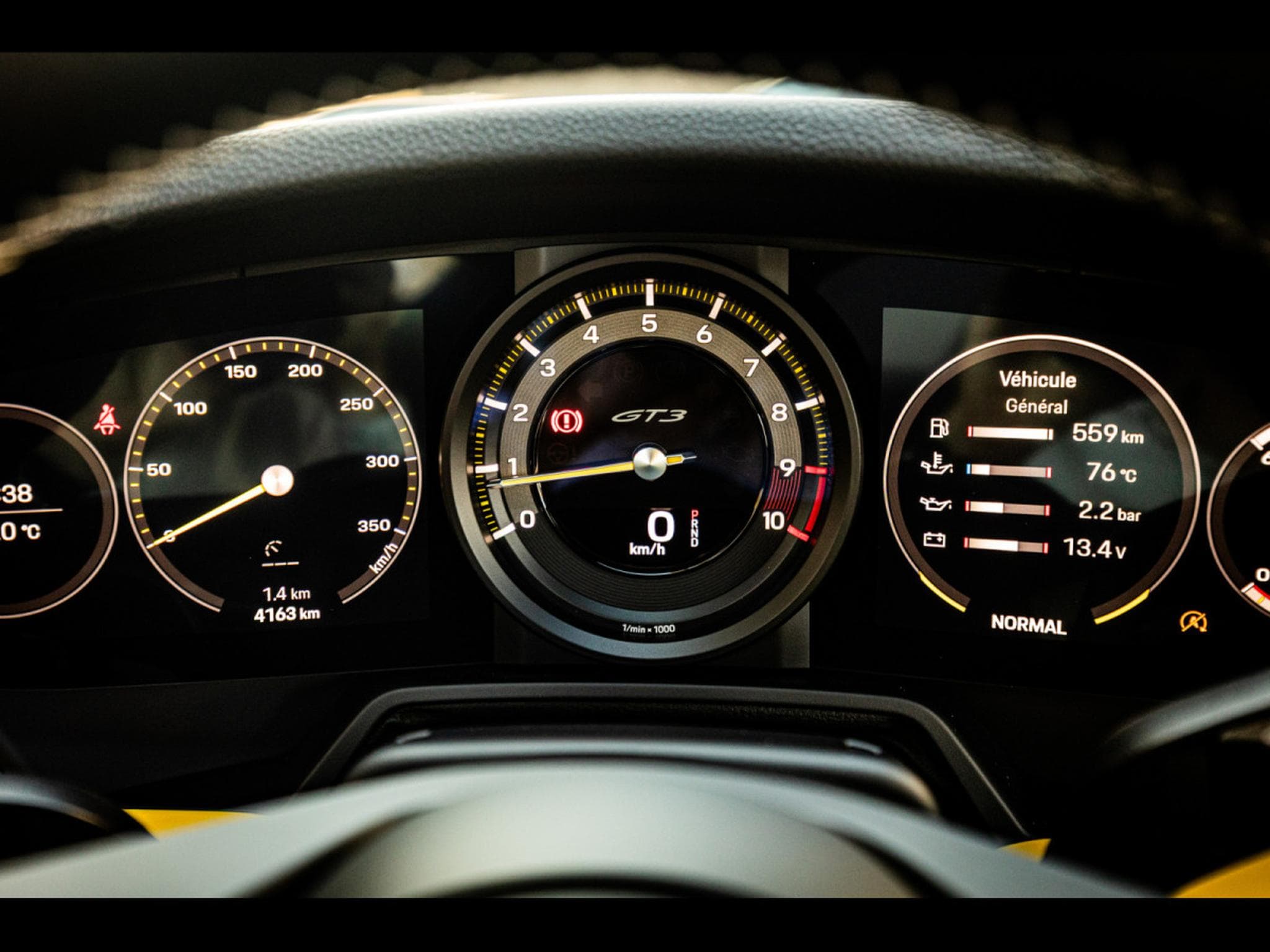 Porsche 911 .1 911 GT3 PDK - FULL PPF - RACING YELLOW (2023) - Photo 25