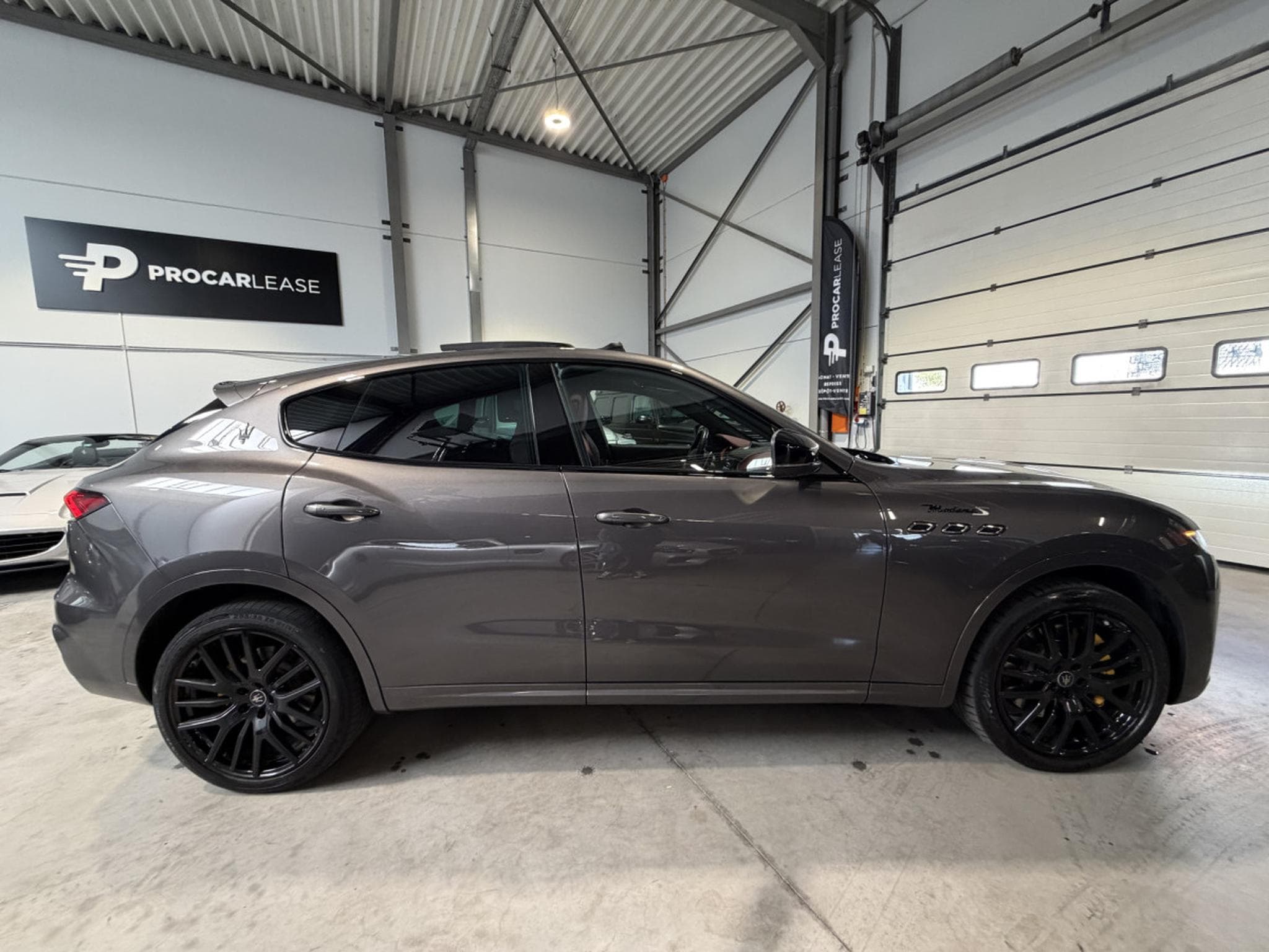 Maserati Levante Levante Modena S 3.0 V6 /PANO/ACC/360°/LUFT/Harman Kardon/21 (2019) - Photo 11