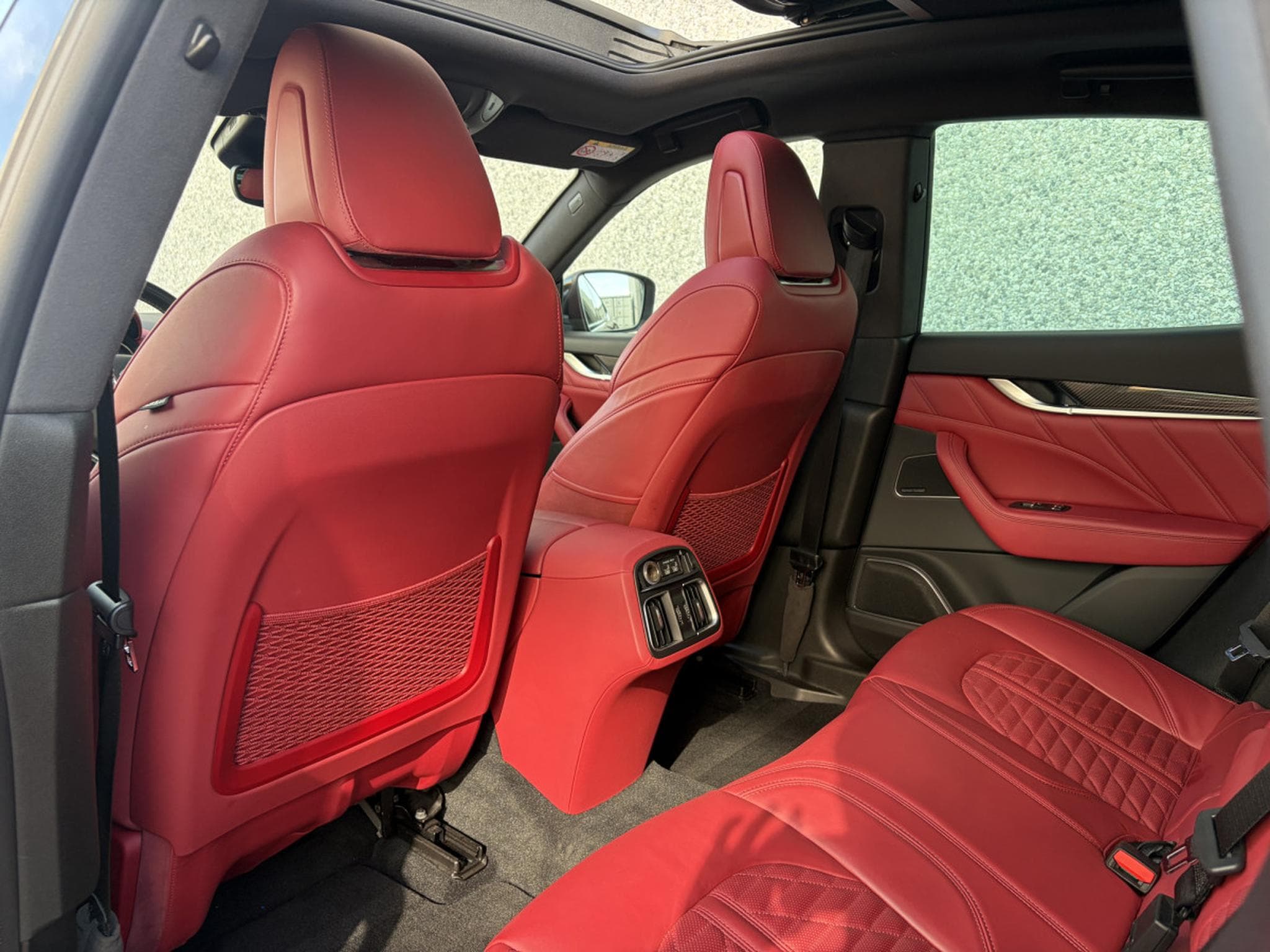 Maserati Levante Levante Modena S 3.0 V6 /PANO/ACC/360°/LUFT/Harman Kardon/21 (2019) - Photo 16