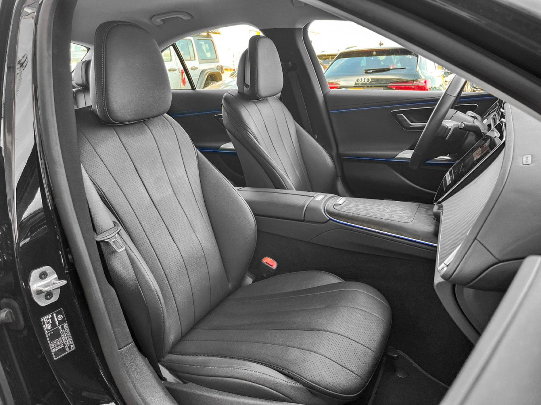 Mercedes E 200 E200 D AVANTGARDE LIMOUSINE/ MERCEDES WARRANTY 2028 (2025) - Photo 11