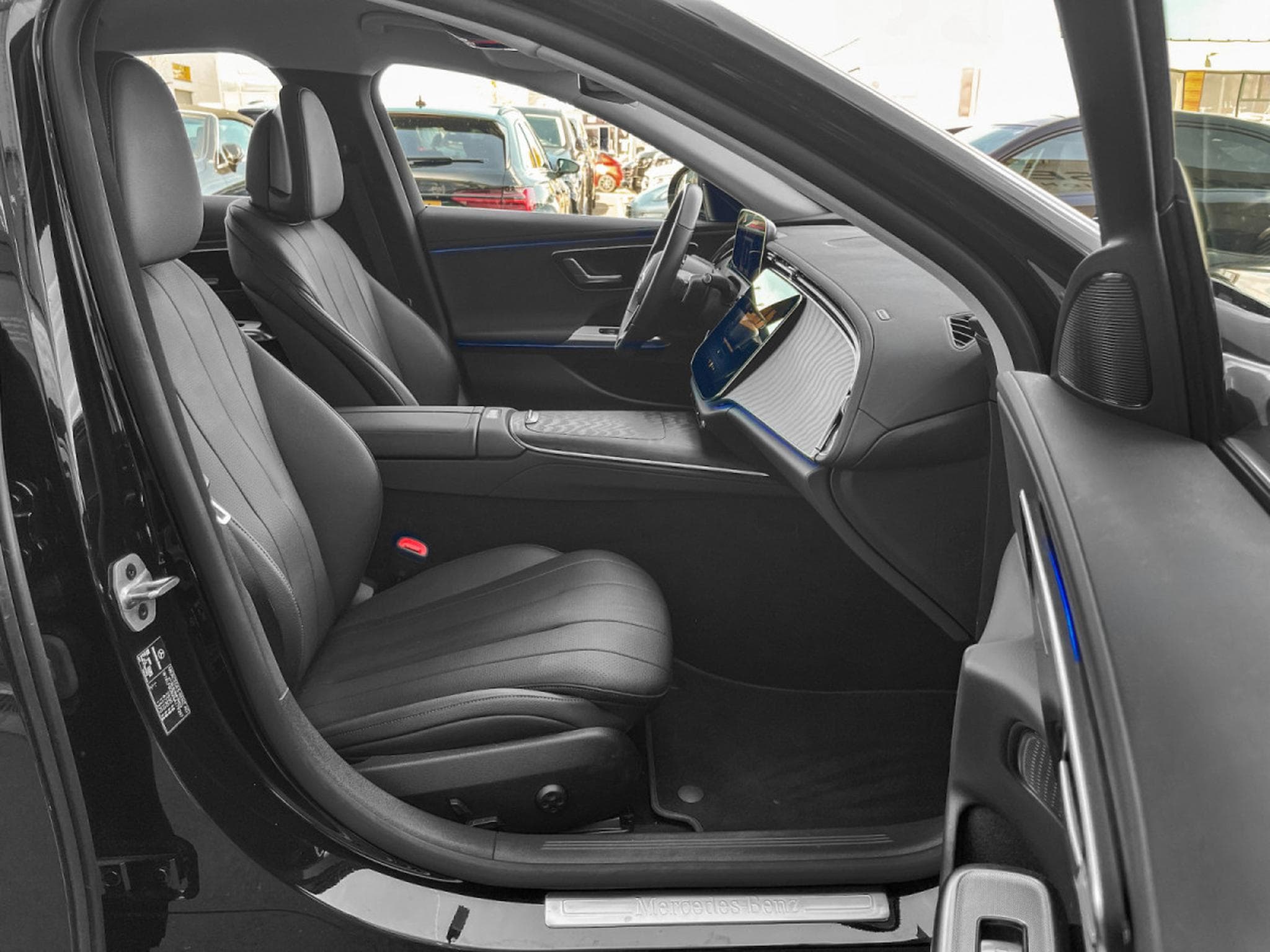Mercedes E 200 E200 D AVANTGARDE LIMOUSINE/ MERCEDES WARRANTY 2028 (2025) - Photo 21