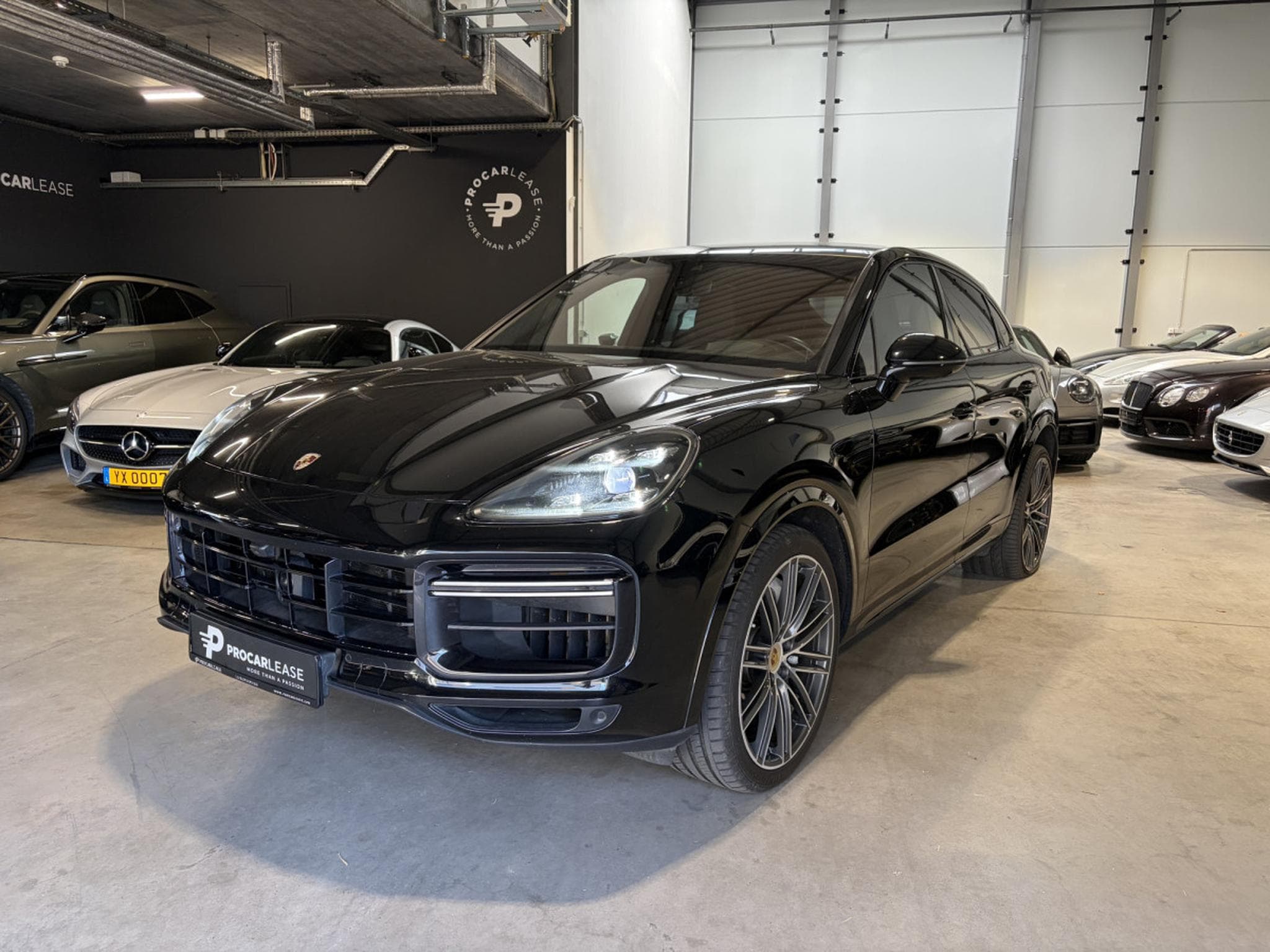 Porsche Cayenne Cayenne Coupe Turbo/22°/360/PANO/BURM/ACC/LUFT/CHRONO/HUD/AH (2019) - Photo 1