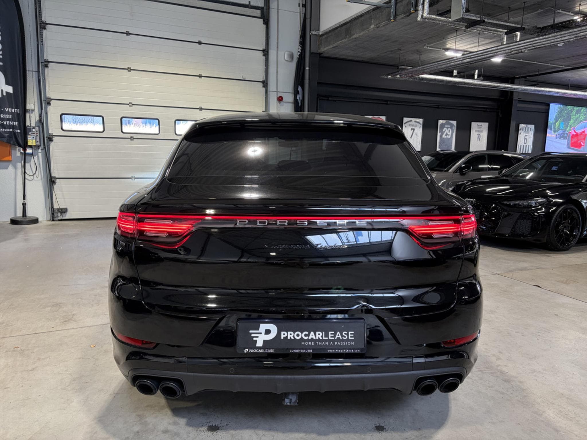Porsche Cayenne Cayenne Coupe Turbo/22°/360/PANO/BURM/ACC/LUFT/CHRONO/HUD/AH (2019) - Photo 11