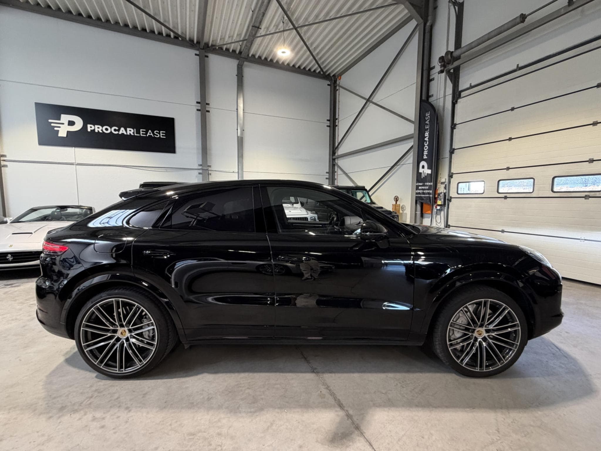 Porsche Cayenne Cayenne Coupe Turbo/22°/360/PANO/BURM/ACC/LUFT/CHRONO/HUD/AH (2019) - Photo 13