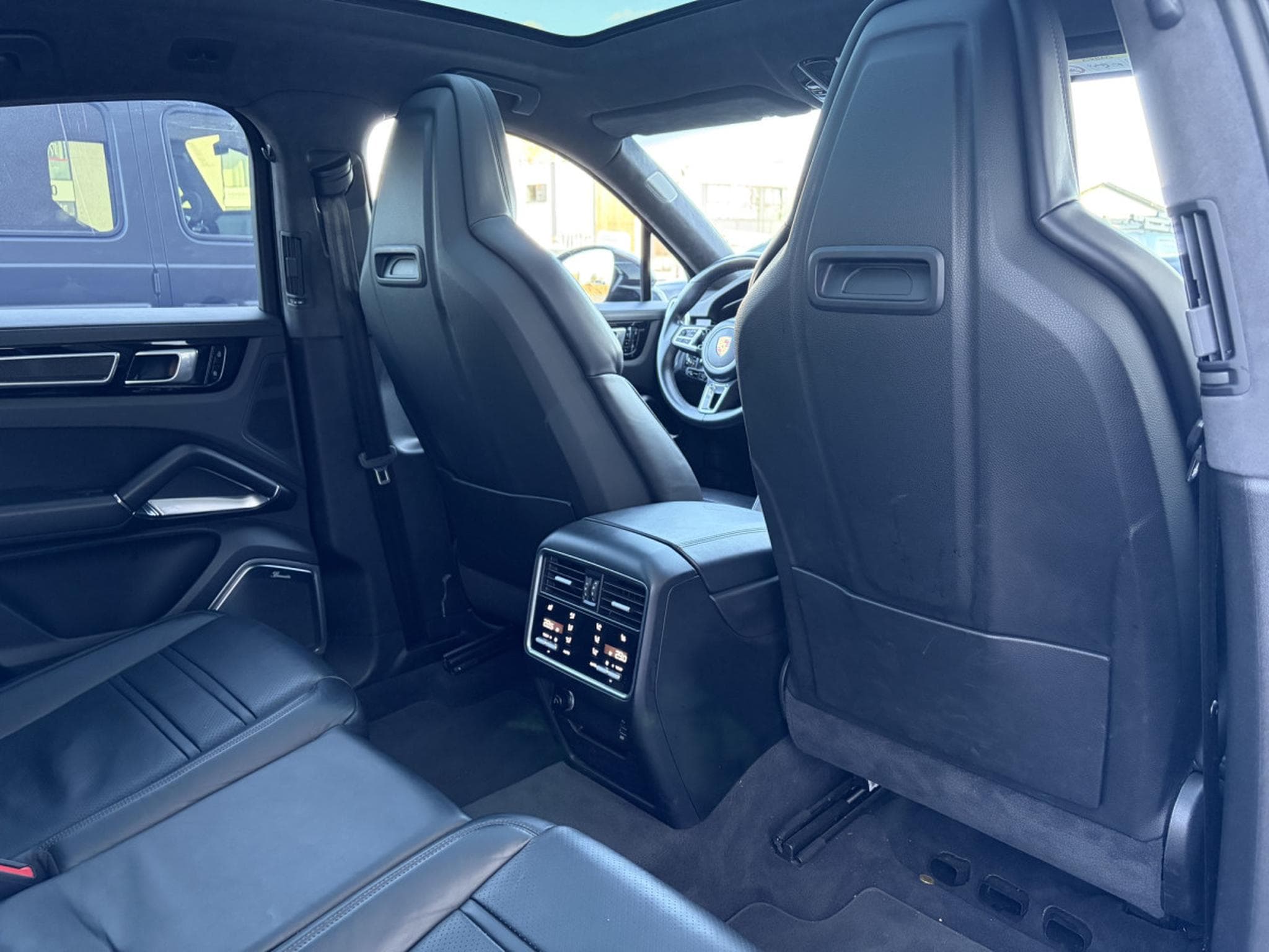 Porsche Cayenne Cayenne Coupe Turbo/22°/360/PANO/BURM/ACC/LUFT/CHRONO/HUD/AH (2019) - Photo 19