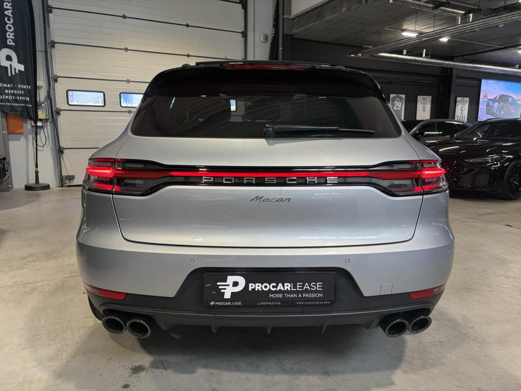 Porsche Macan 2.0 TFSI PDK/20"/PANO/360°/PTM/PASM (2018) - Photo 11