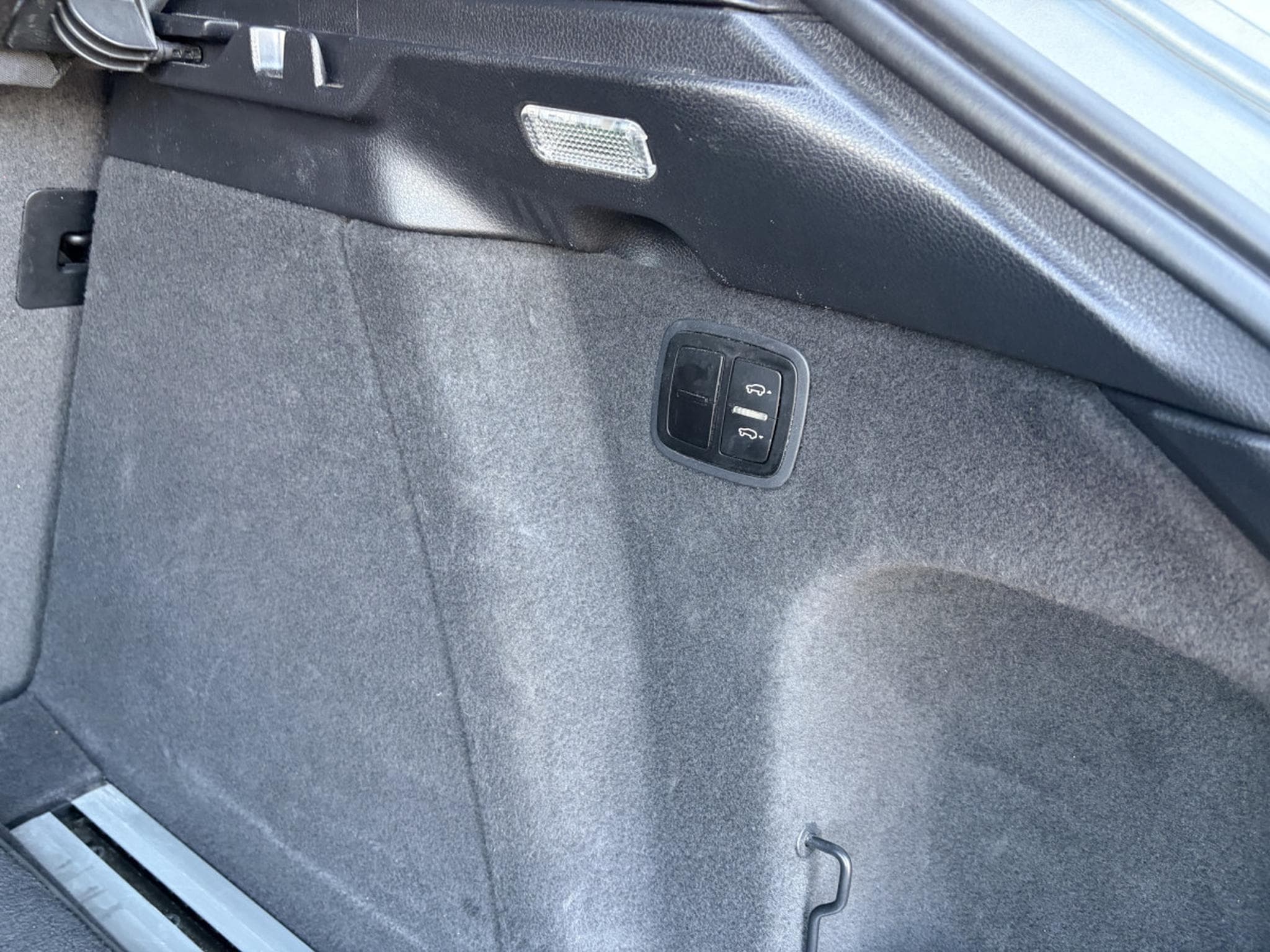 Porsche Macan 2.0 TFSI PDK/20"/PANO/360°/PTM/PASM (2018) - Photo 22