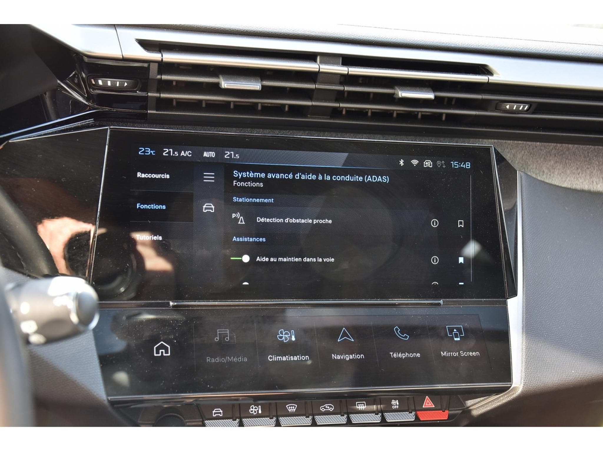 Peugeot 308 1.2 Hybrid 145 e-DCS6 Allure ACC CAM360 LANE 1° MAIN (2025) - Foto 15