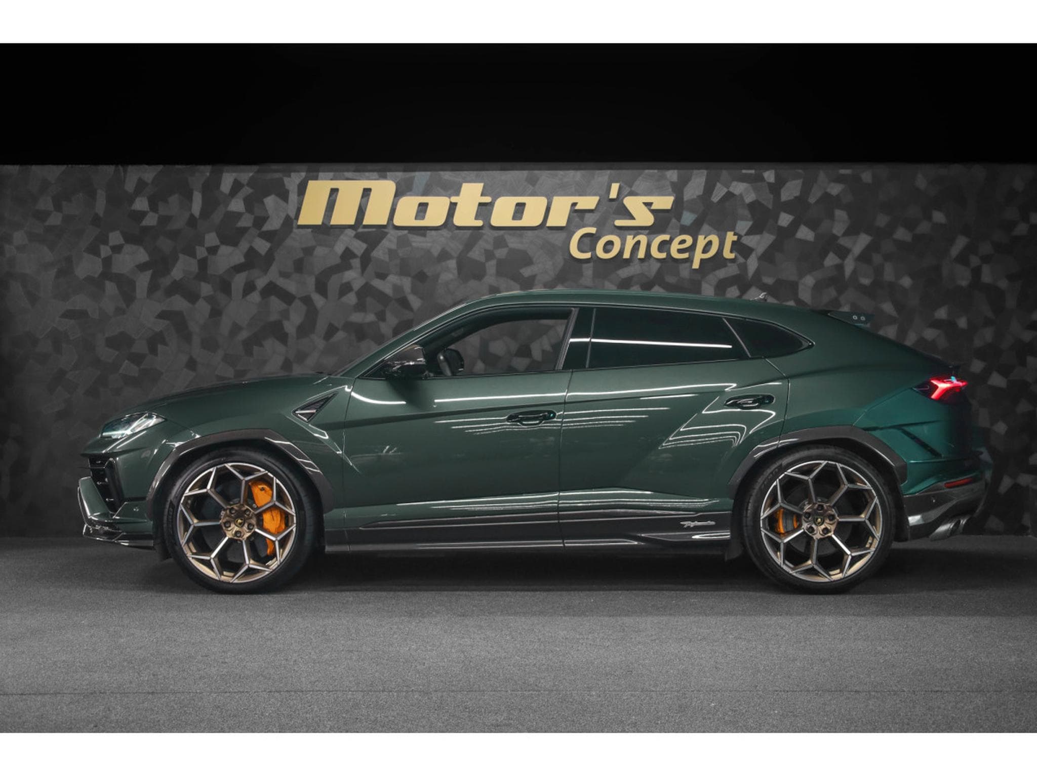 Lamborghini Urus PERFORMANTE Akrapovic / VERDE LARES (2023) - Foto 2