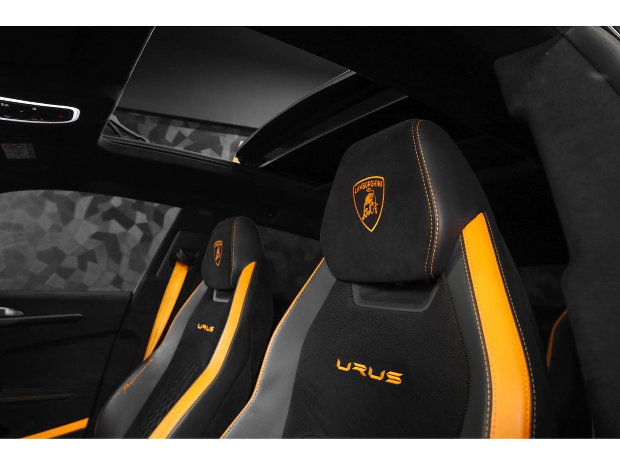 Lamborghini Urus PERFORMANTE Akrapovic / VERDE LARES (2023) - Foto 23