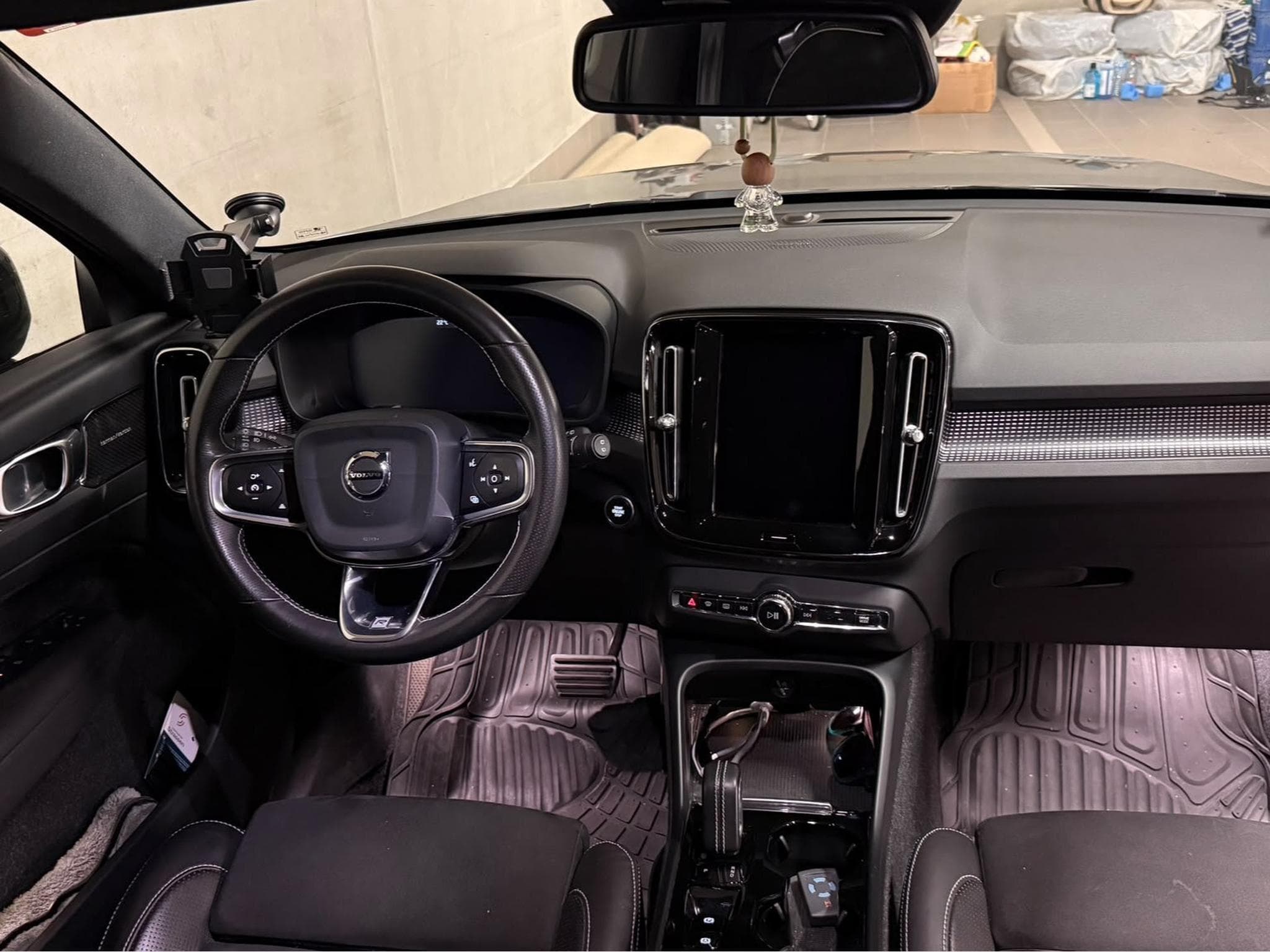 Volvo XC40 D3 R-Design (2018) - Photo 2