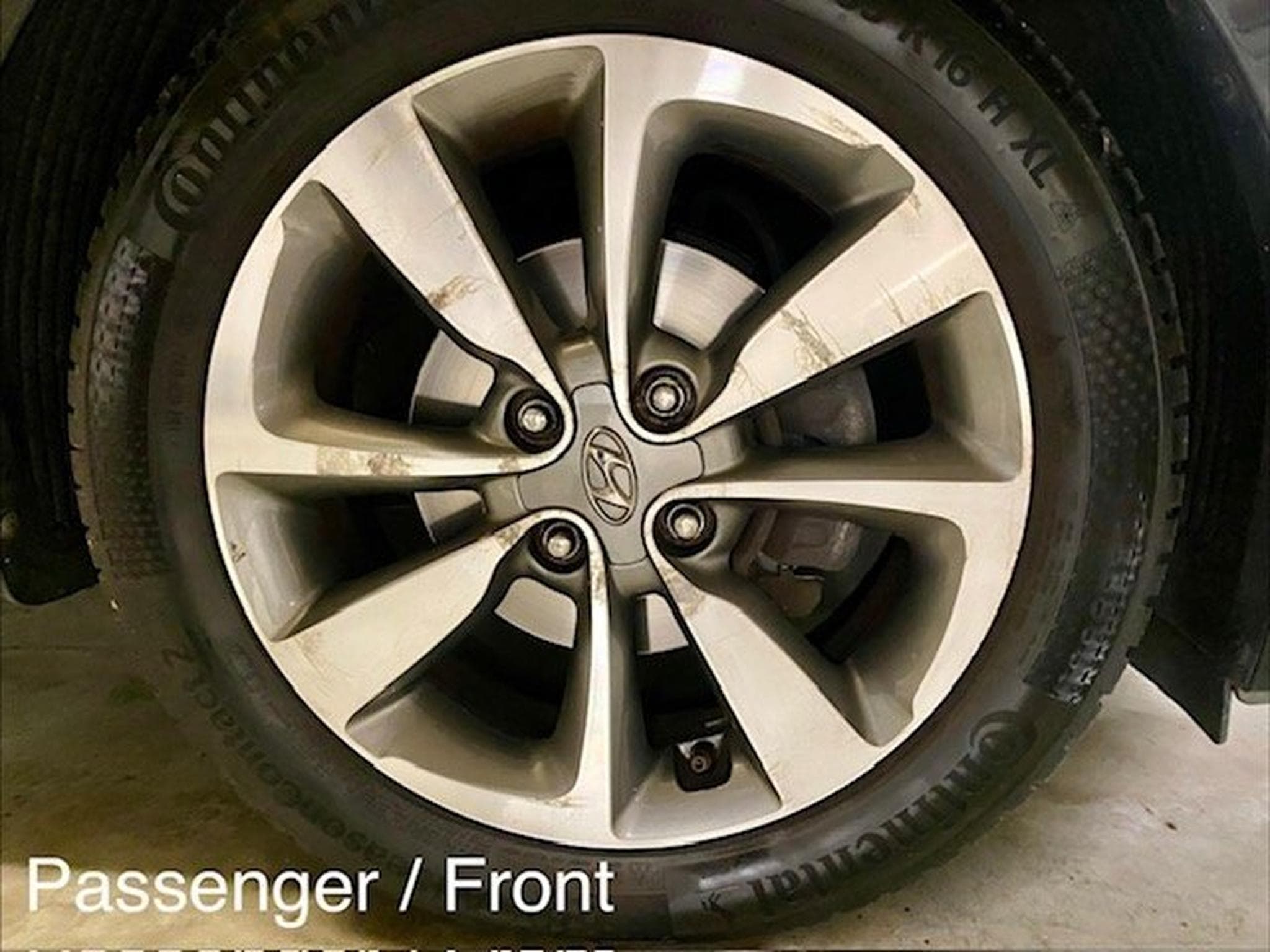 Hyundai i20 Intro Edition (2015) - Photo 8