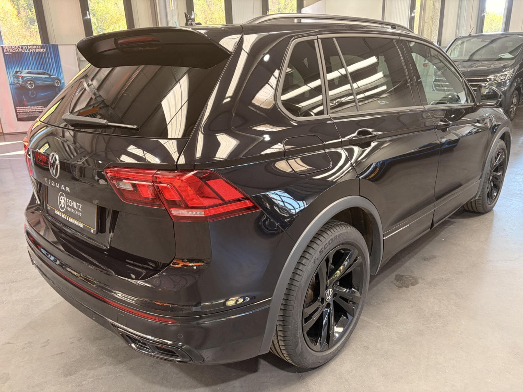 VW Tiguan 2.0 TDi R-Line DSG (2023) - Photo 3