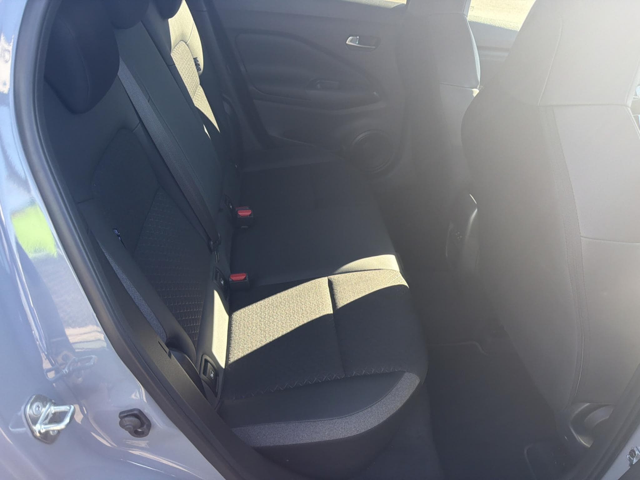 Nissan Juke 1.0 DIG-T 115 CV N-CONNECTA CARPLAY/CAMERA (2025) - Photo 9