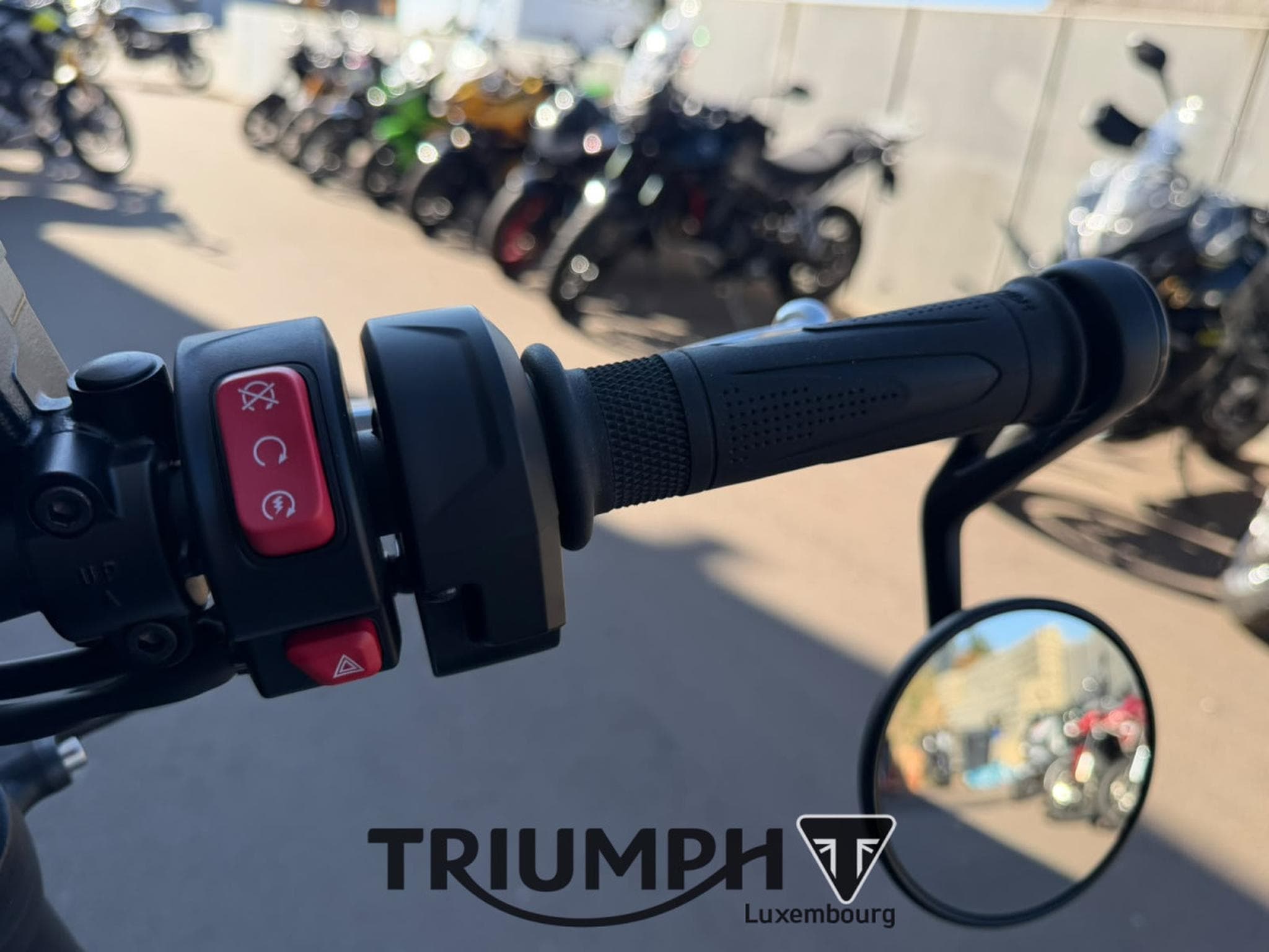 Triumph Trident TRIDENT 660 (2024) - Foto 9