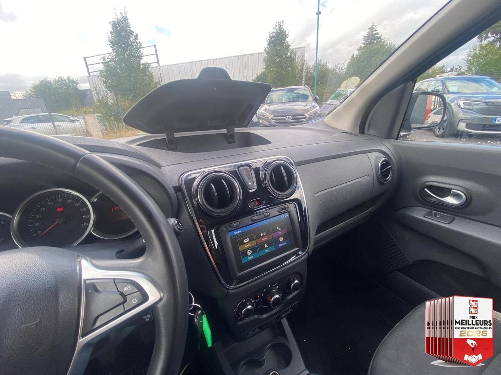 Dacia LODGY 1.5 BLUE DCI 115 STEPWAY 7PL (2019) - Photo 30