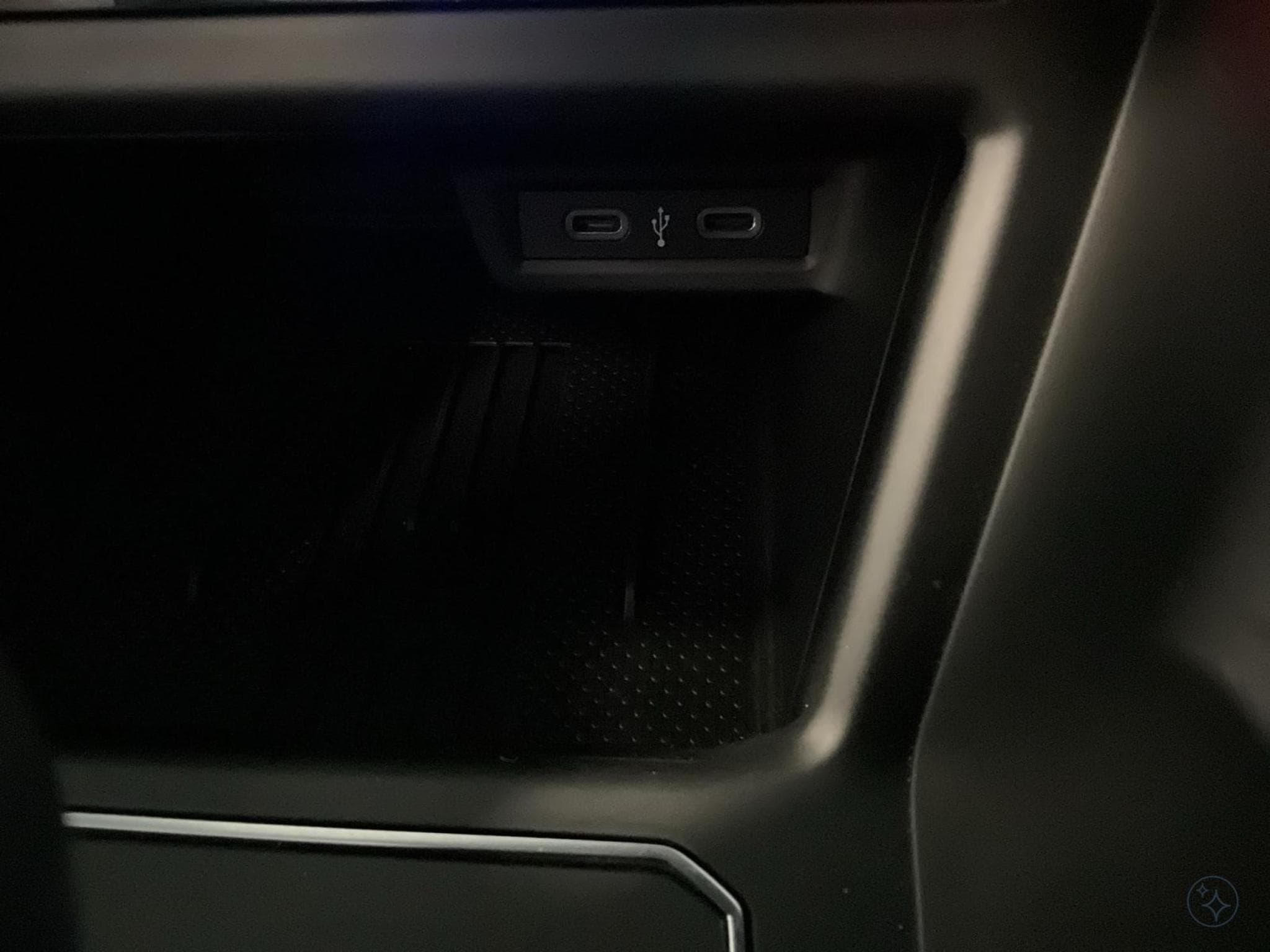 VW Polo R-Line+DSG+P.Assistance+P.Lumiere+DAB+Led (2025) - Foto 19
