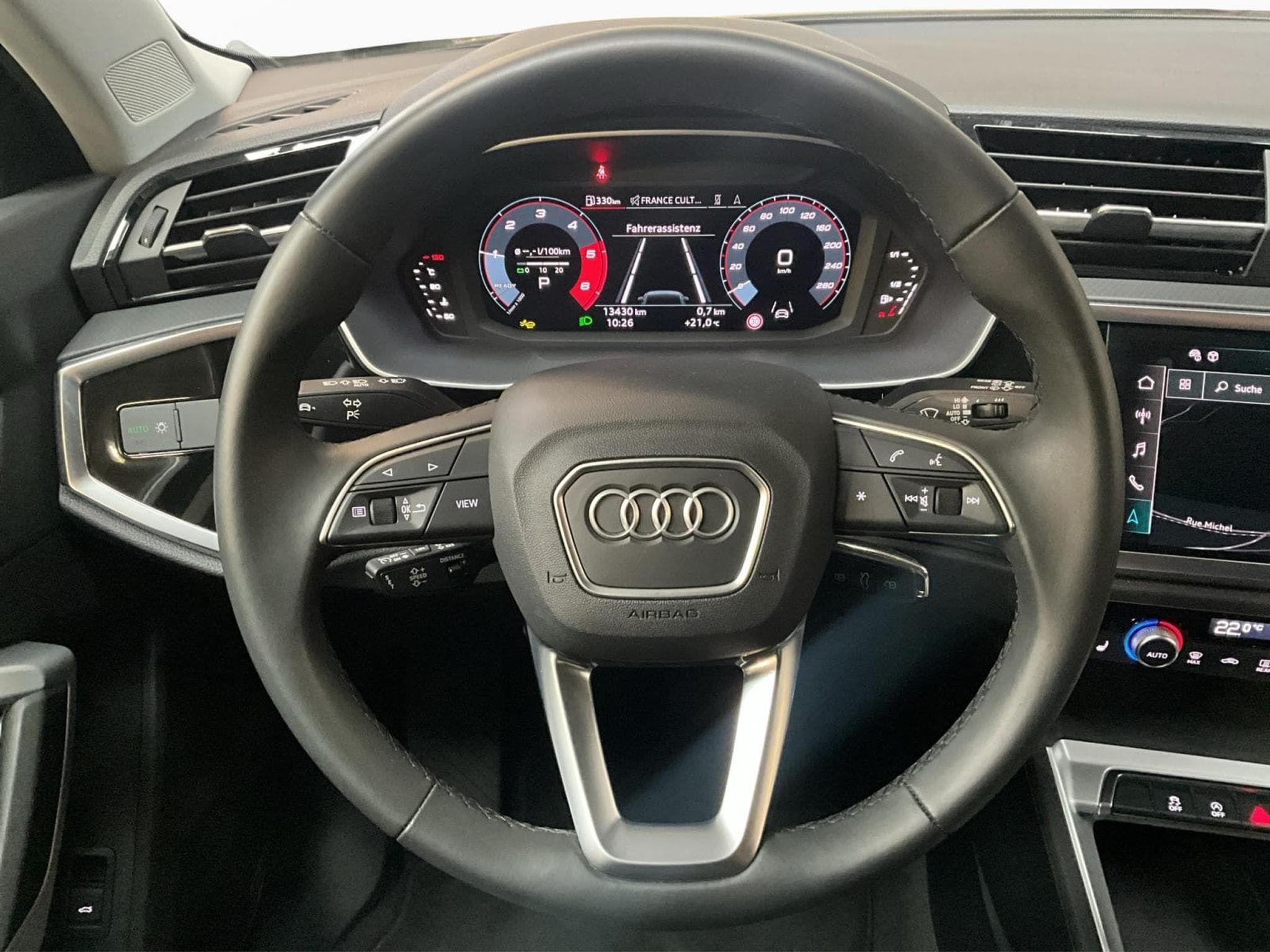 Audi Q3 Advanced+S-Tronic+35TDI+P.Business+P.Assistance+Led+Navi+DAB (2025) - Photo 10