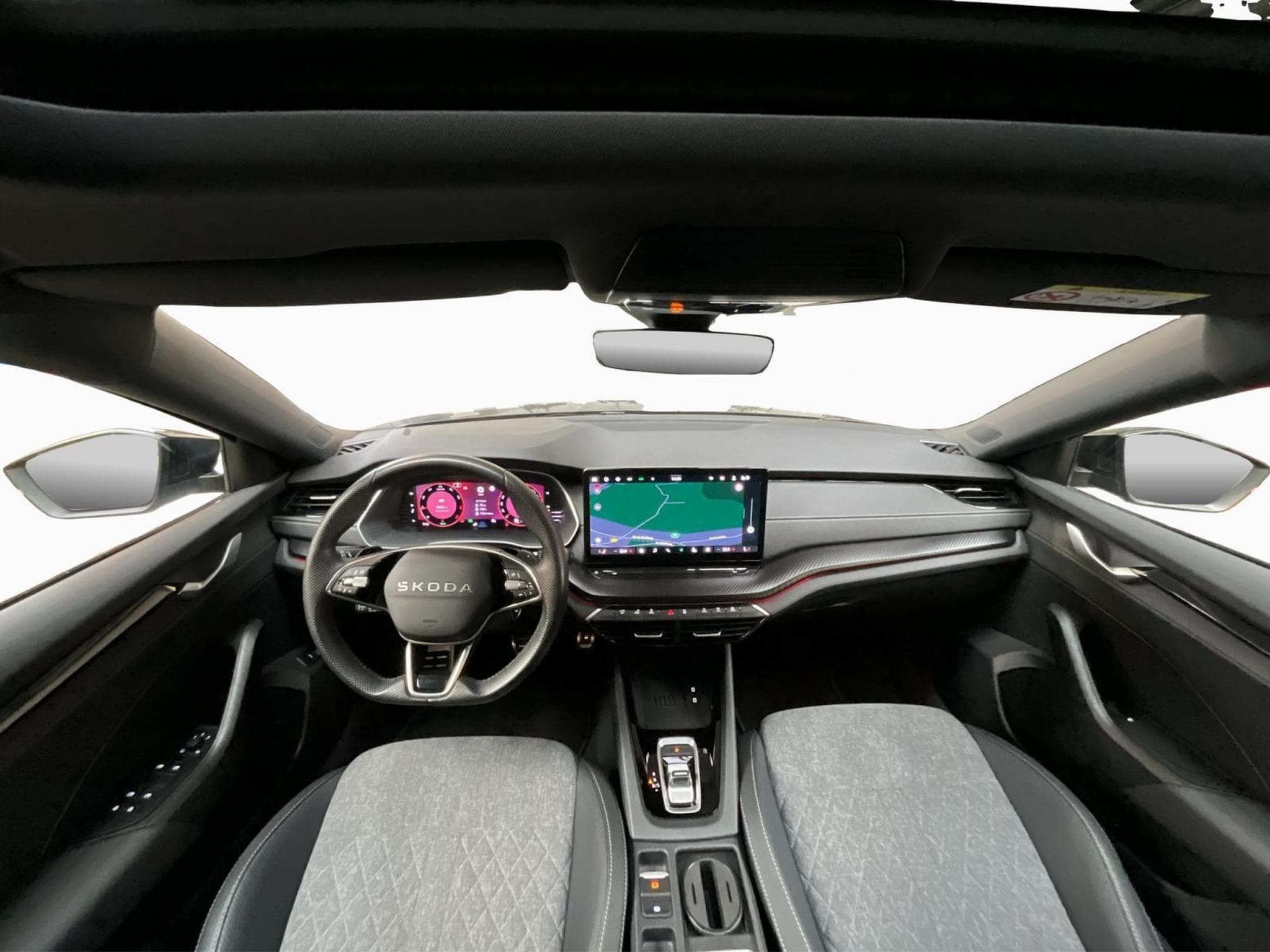 Skoda Octavia Sportline+DSG+P.Assisted+LM18+AHK+P.Comfort+P.Sport+Pano+ (2025) - Photo 2