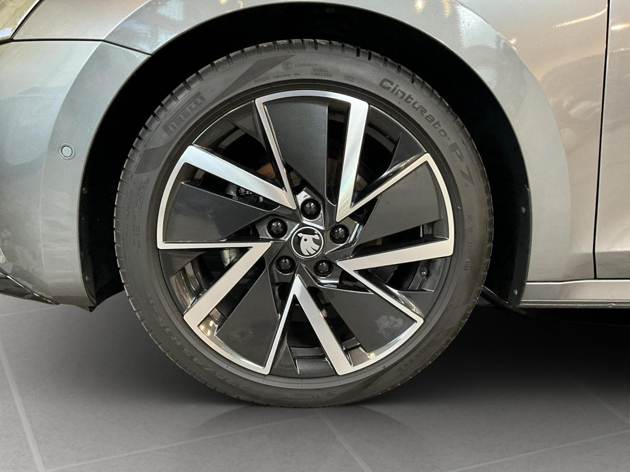 Skoda Octavia Sportline+DSG+P.Assisted+LM18+AHK+P.Comfort+P.Sport+Pano+ (2025) - Photo 8